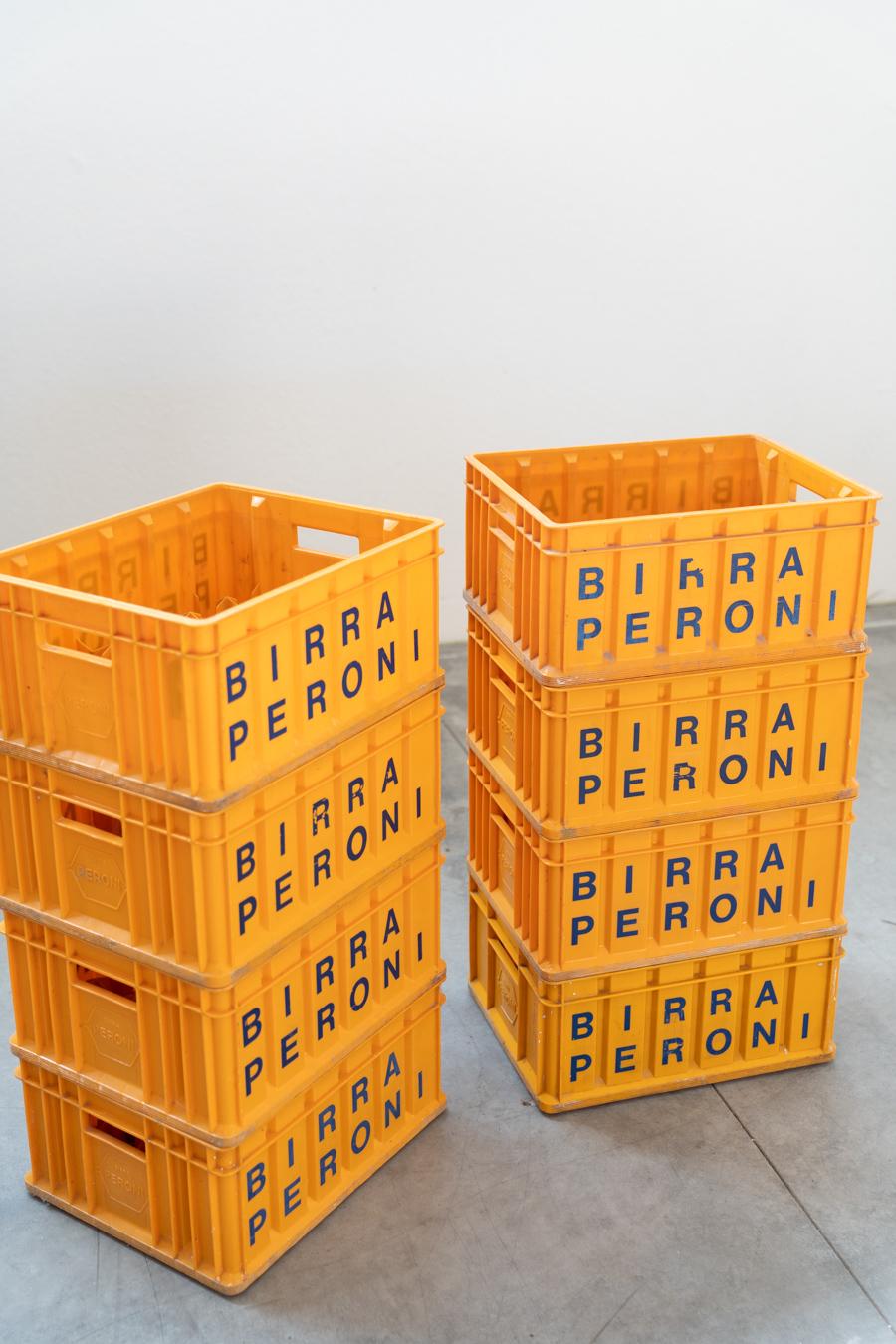 Vintage Peroni beer plastic crates, set of 8. 1970-1980 For Sale 7