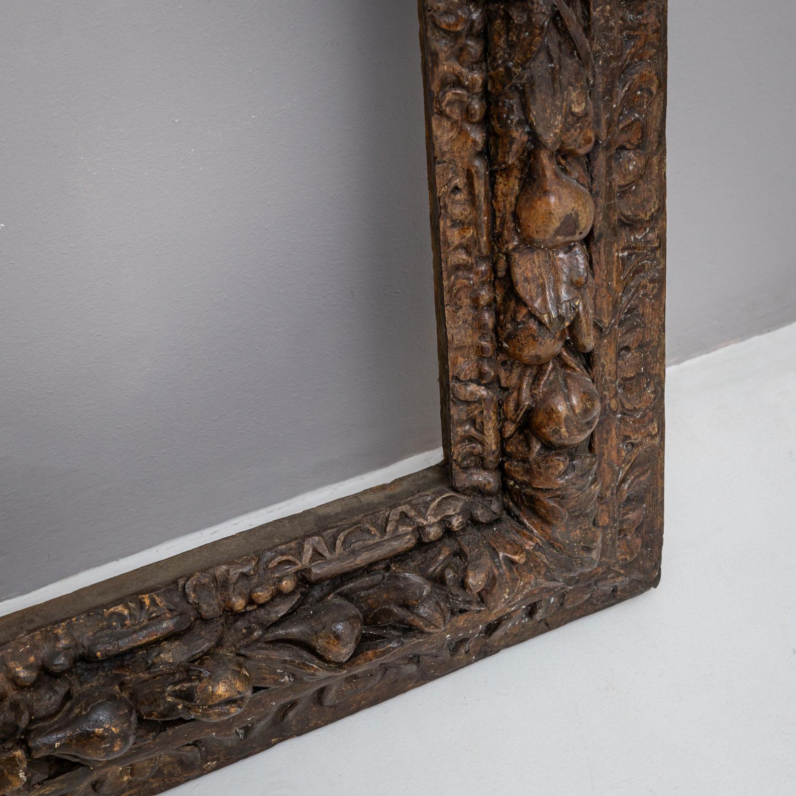Wood Cassetta Frame with Fruit and Leaf Decorations, Italy, 1st Half 17th Century For Sale