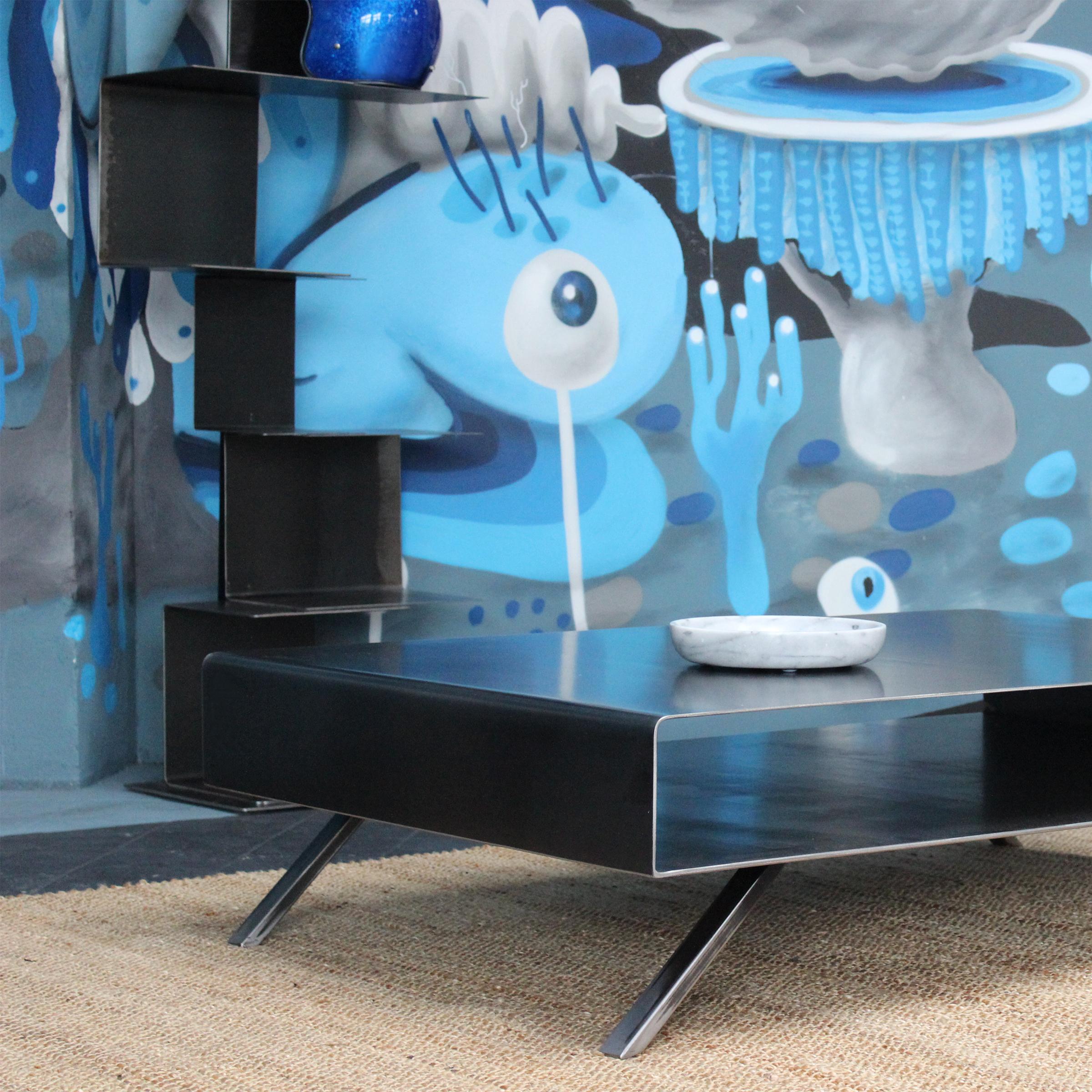 table basse acier brut