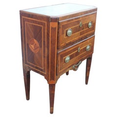 Commodes and Chests of Drawers