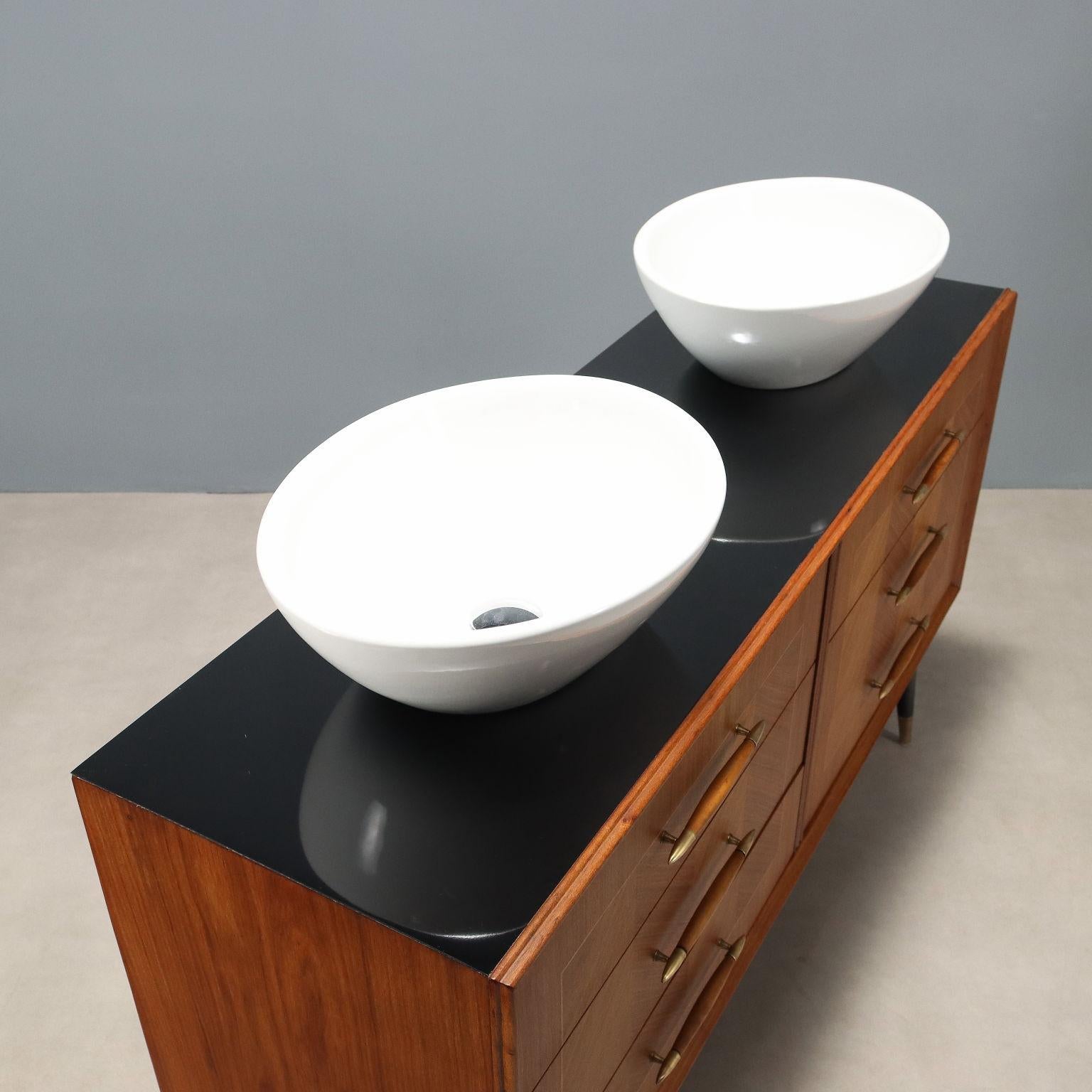 italien Cassette des années 60 avec double lavabo en vente