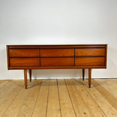Mid-Century English teak Austinsuite chest of drawers, 1960s