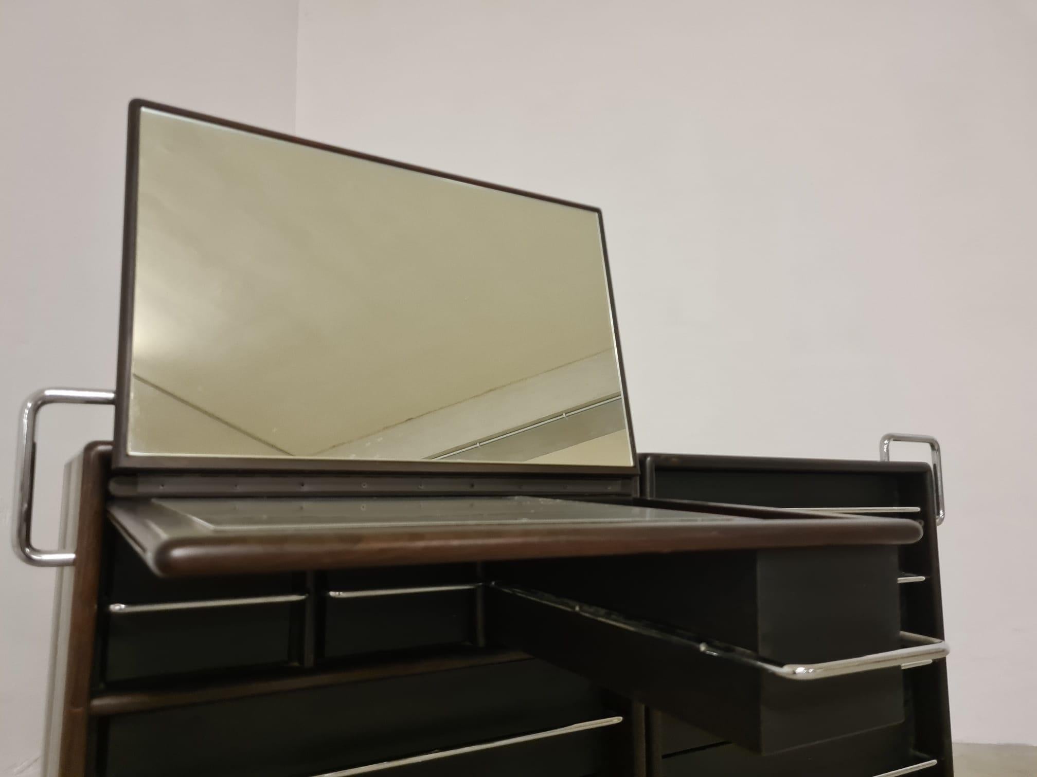 Cassettiera con specchio di Fabio Lenci per Bernini in vendita 5