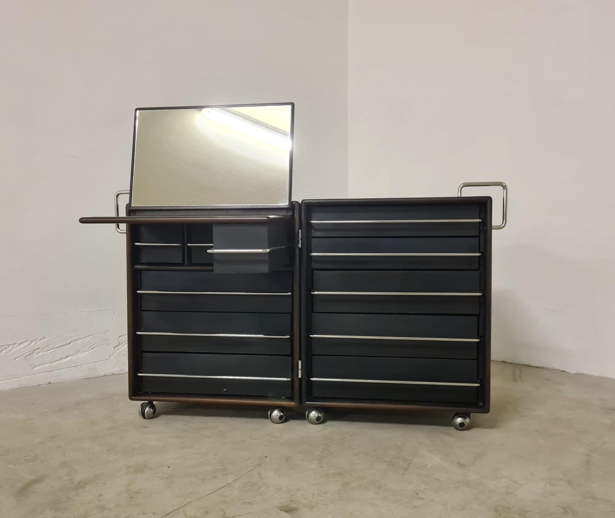 Cassettiera con specchio di Fabio Lenci per Bernini in vendita 3