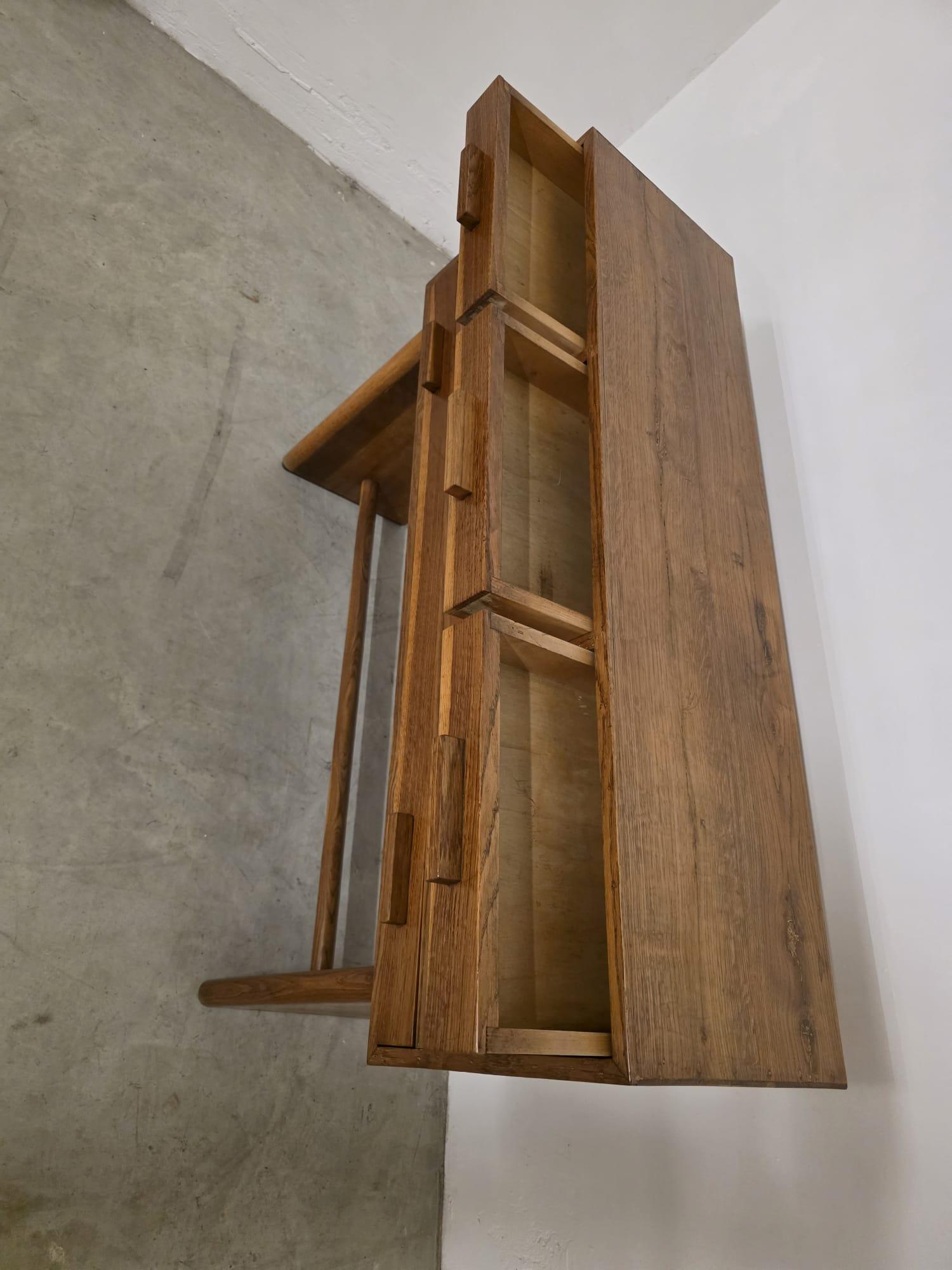 Commode d'horloger en chêne des années 1950, fabrication italienne en vente 4