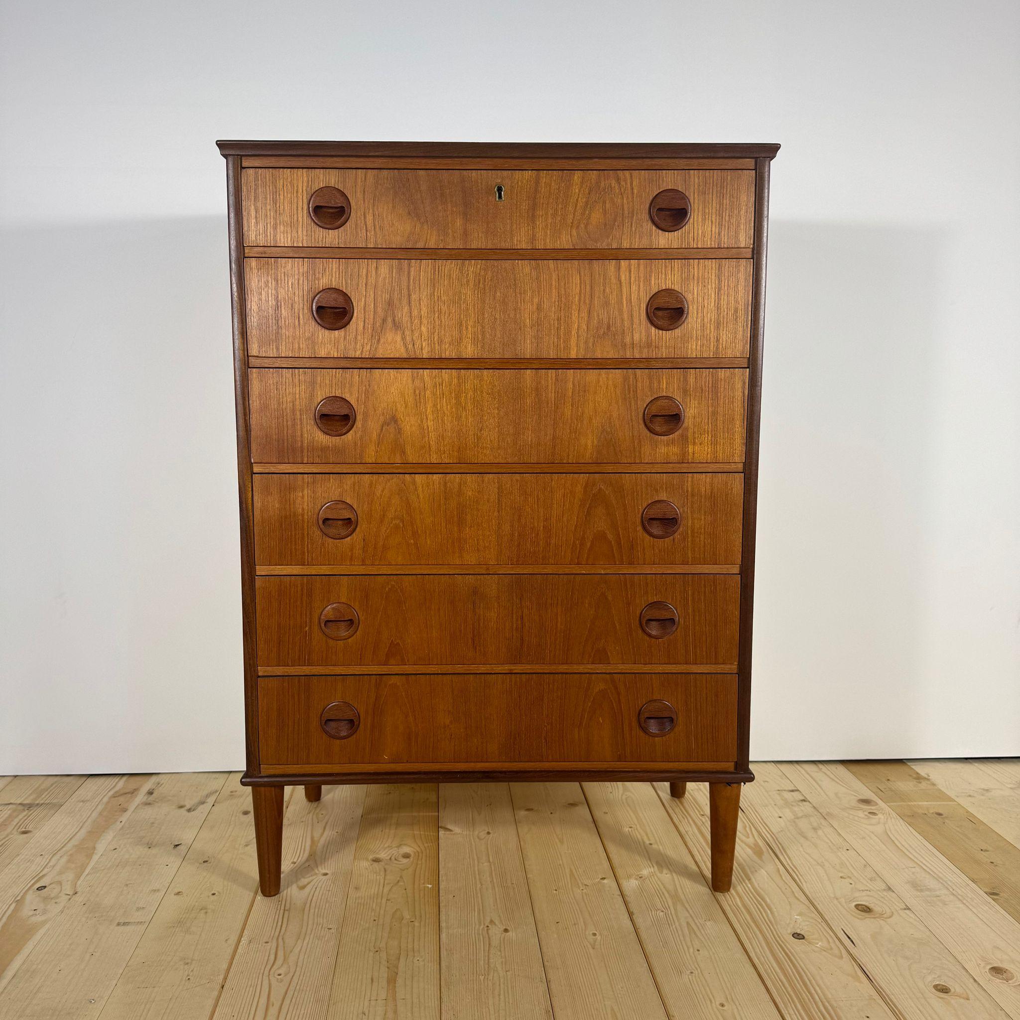 Cassettiera danese anni '60 in teak in vendita 3