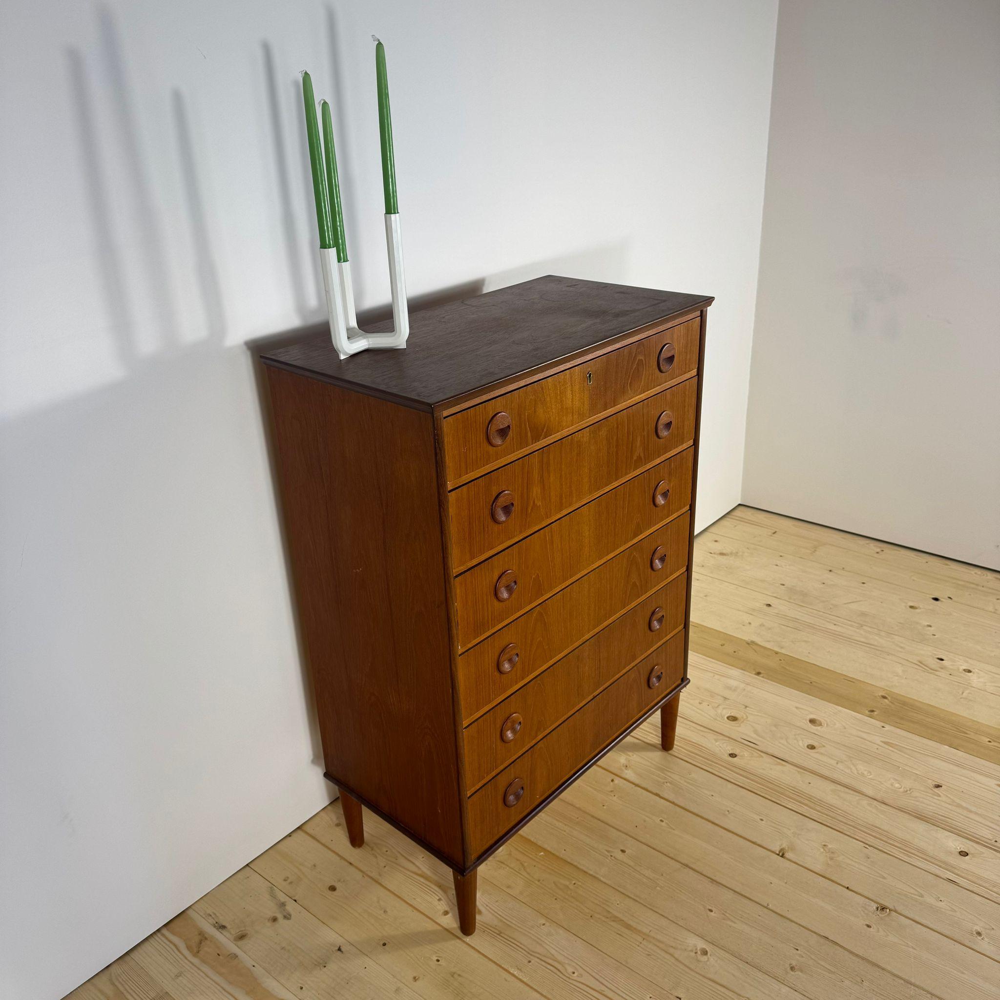 Metà XX secolo Cassettiera danese anni '60 in teak in vendita