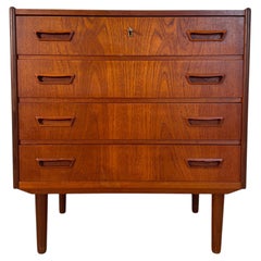 Commode danoise en teck, style Scandinavian Modern, années 60