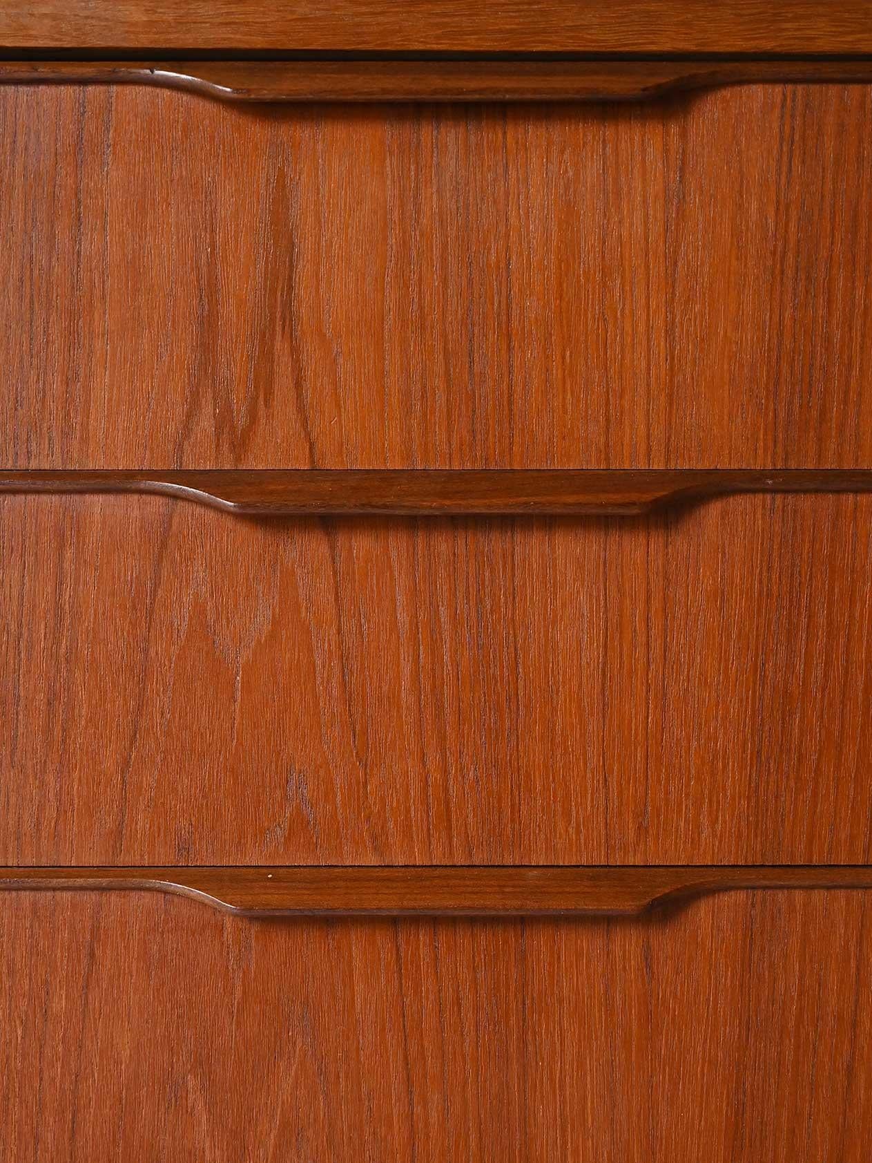 Teak Cassettiera danese vintage in teak scuro For Sale
