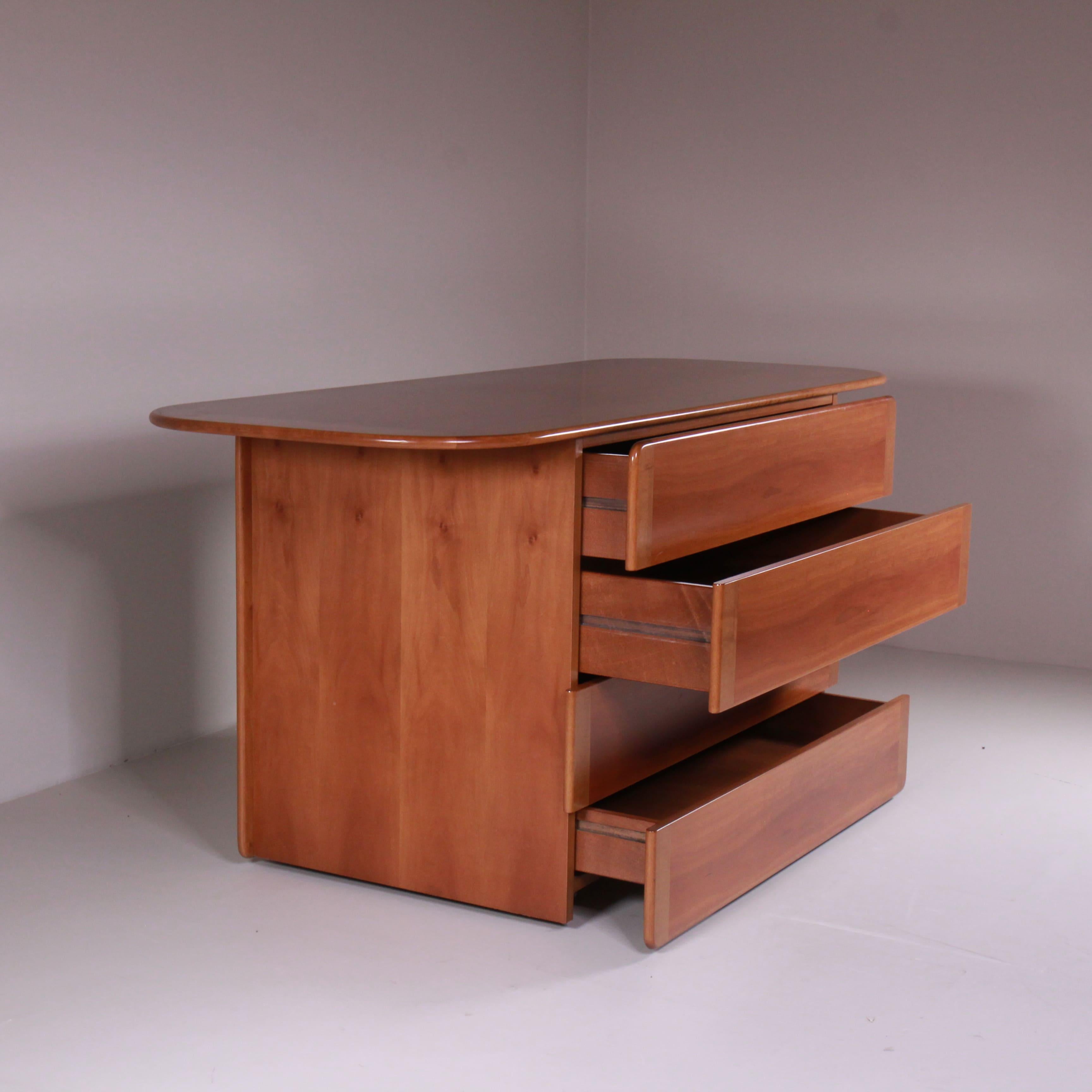 Cassettiera di Afra & Tobia Scarpa, Molteni, 1970 in vendita 2