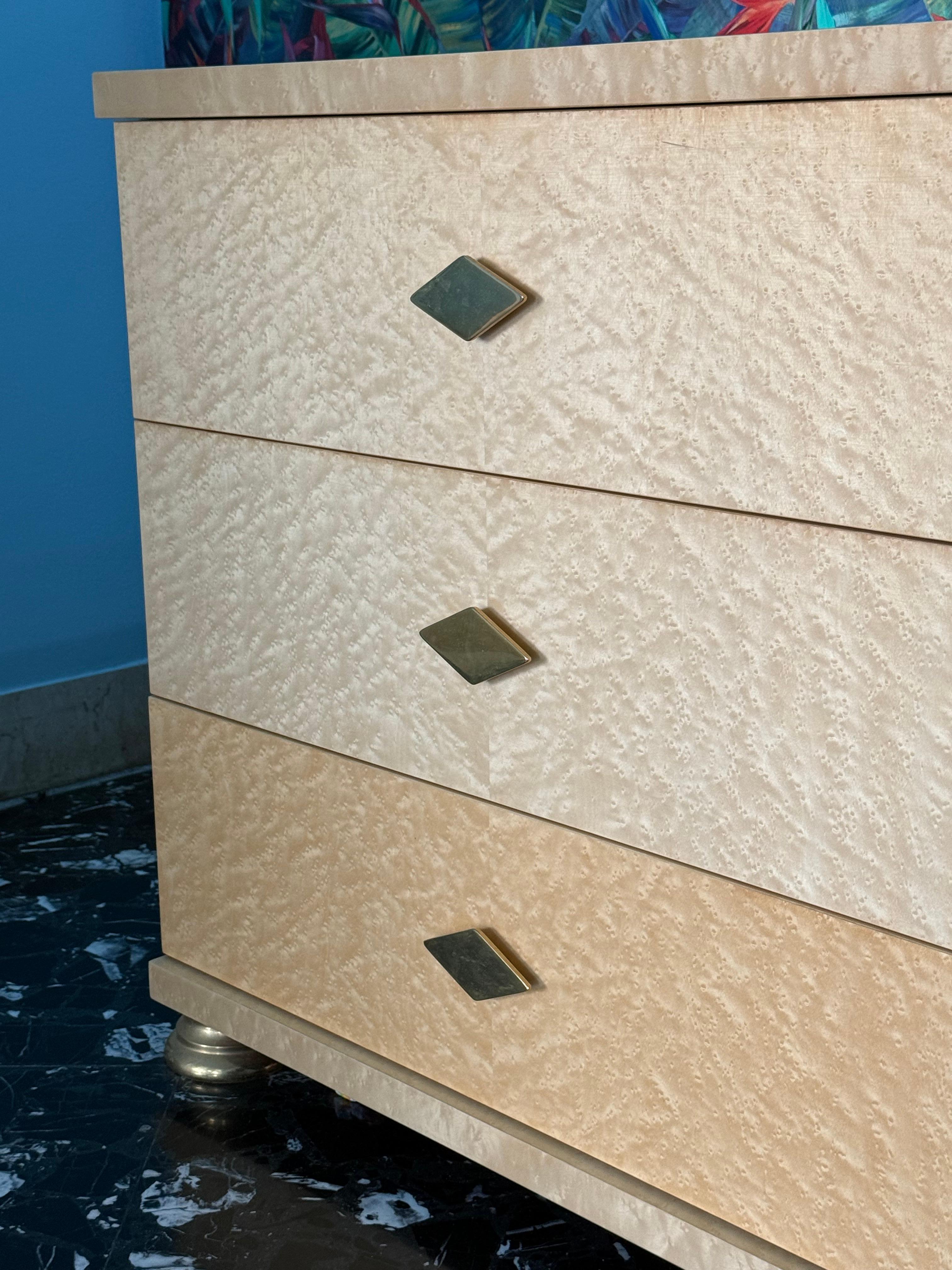 Late 20th Century Maple and Brass Chest of Drawers Italy 1970 Tommaso Barbi Design For Sale