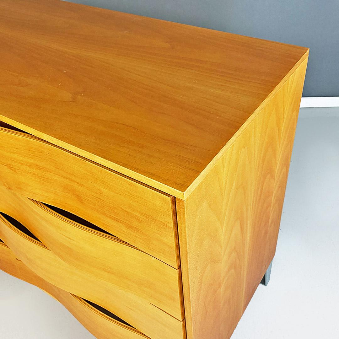 Solid wood and metal chest of drawers, Italian modern style, 1980s For Sale 4