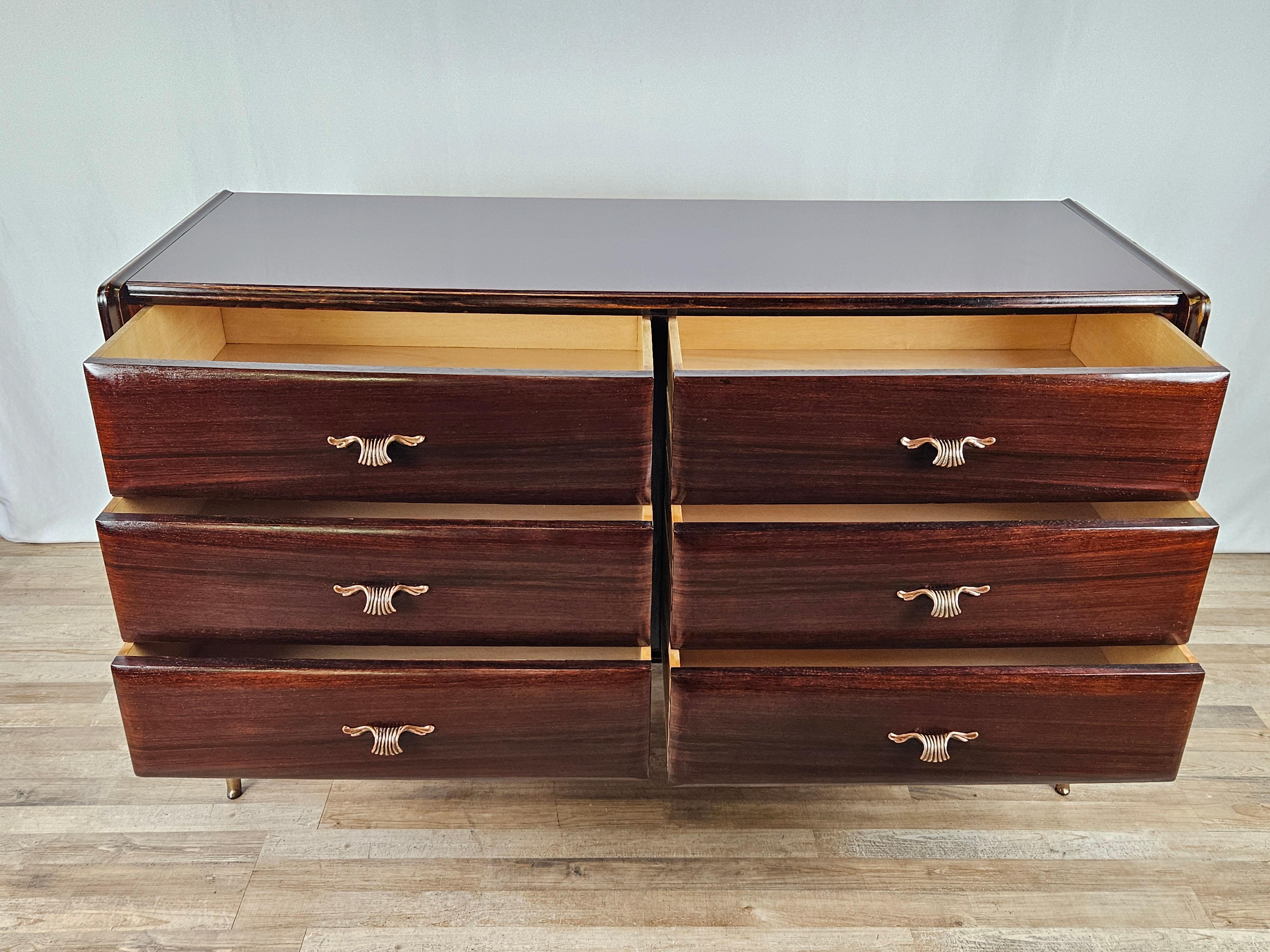 Mahogany chest of drawers with burgundy glass top 1950s For Sale 9