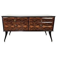 Commodes and Chests of Drawers