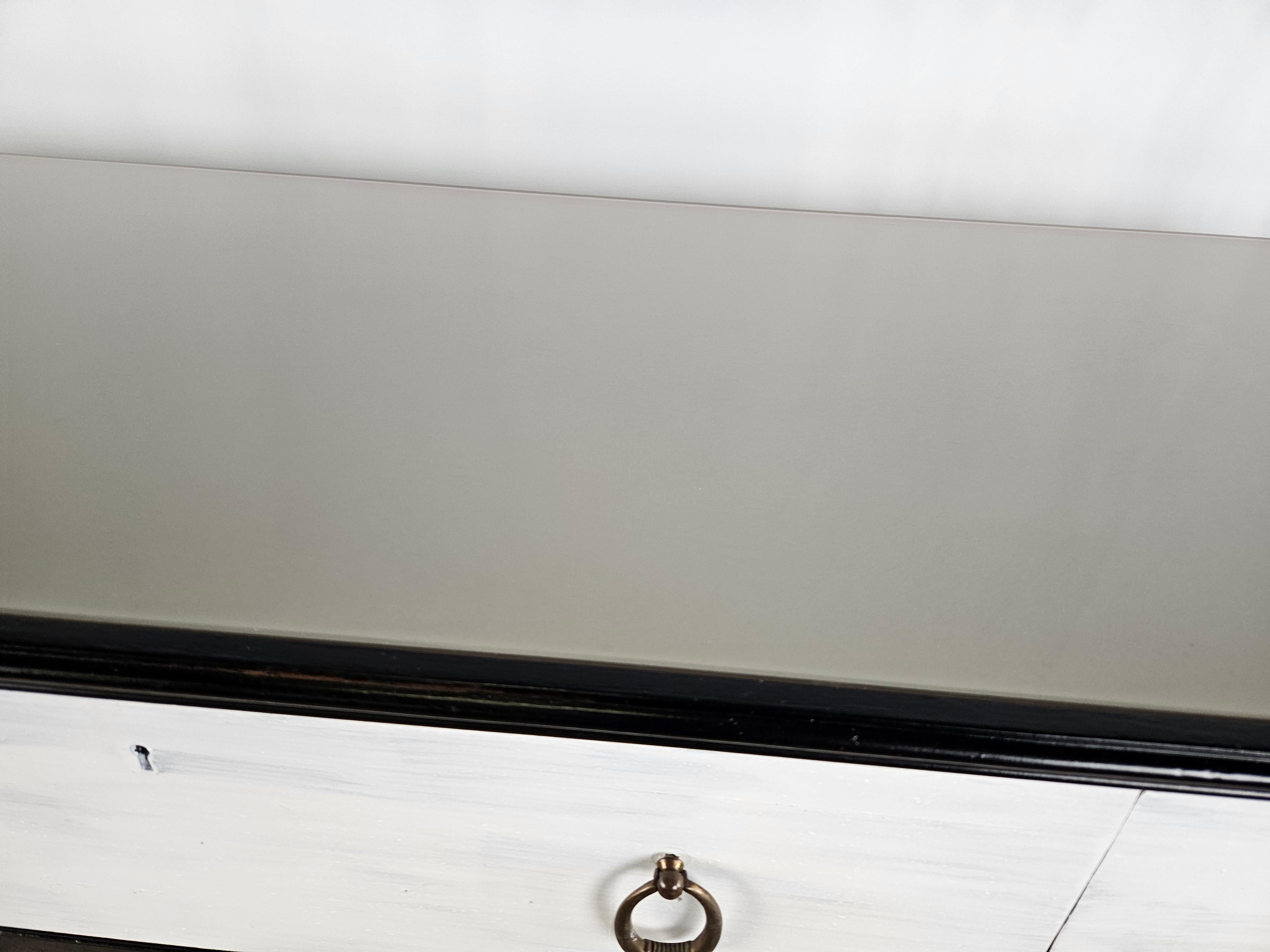 Brass Black white lacquered chest of drawers with glass top 20th century For Sale
