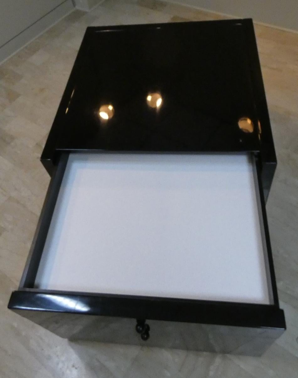 Cassettiera/Mobile Bar linea Saratoga, Massimo e Lella Vingelli per Poltronova For Sale 1