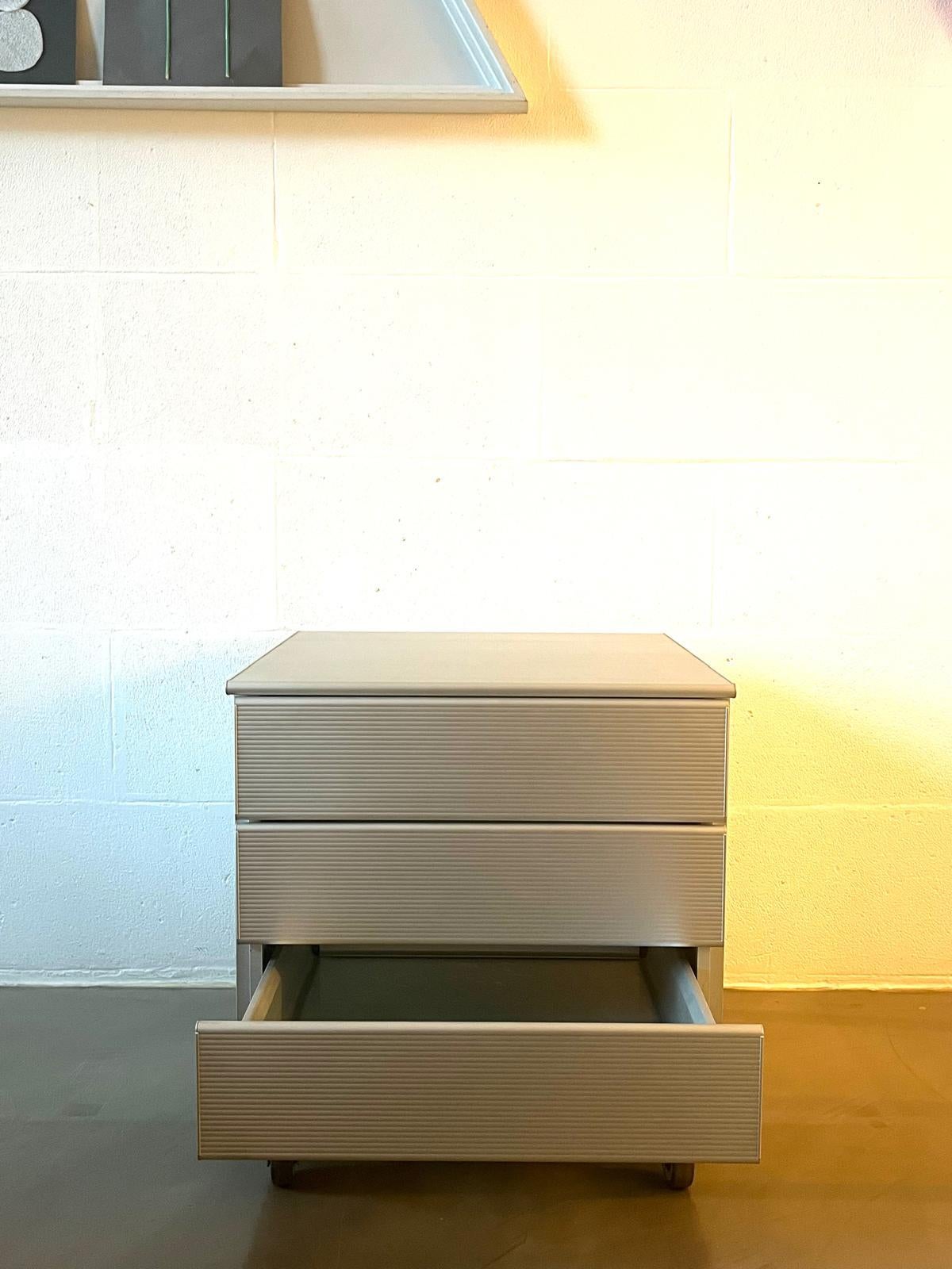 Moderno Cassettiera mod. Velasca - Ycami di L. Cozza & L. Mascheroni, Italia, 1980 in vendita