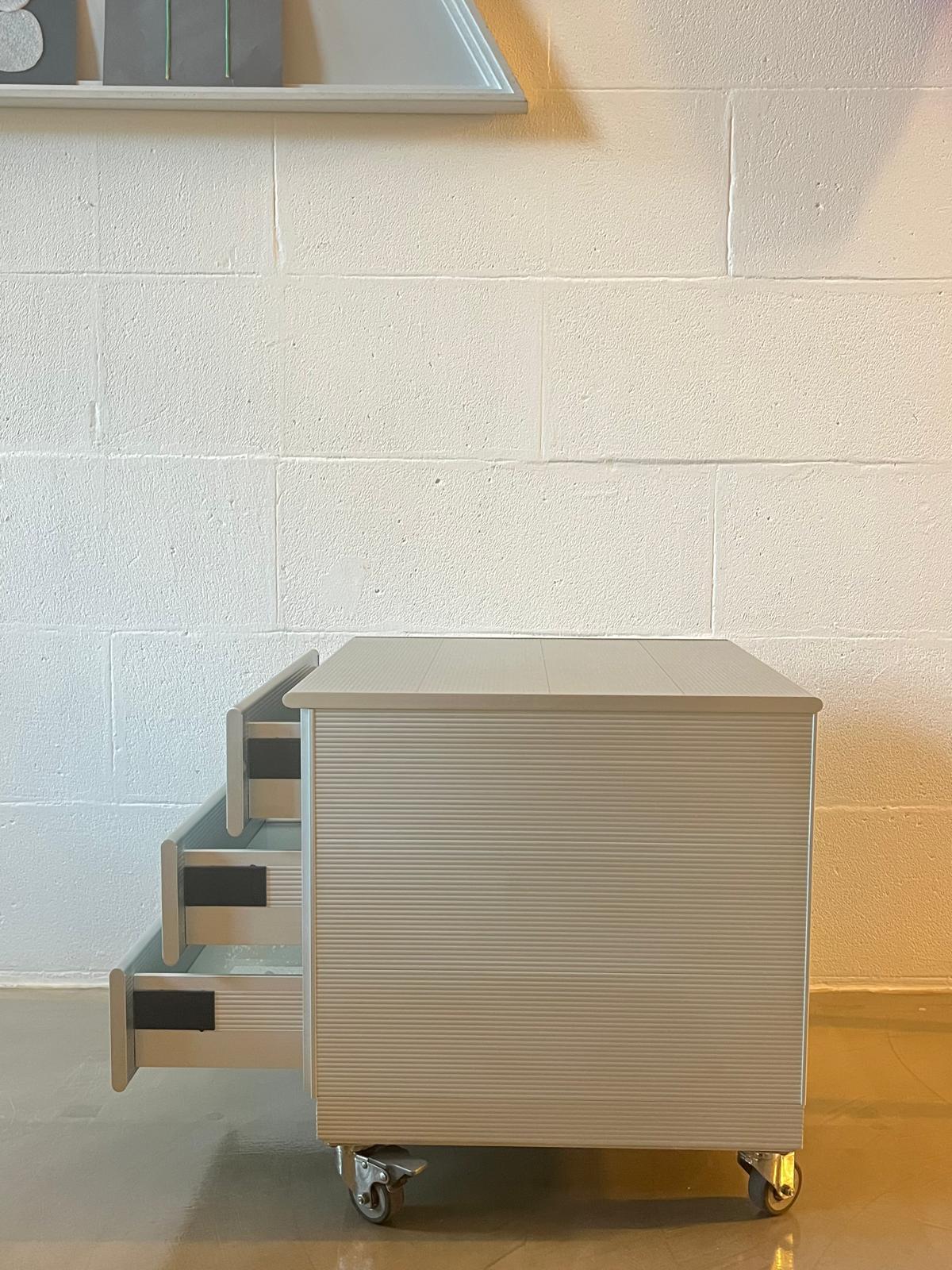 Fine XX secolo Cassettiera mod. Velasca - Ycami di L. Cozza & L. Mascheroni, Italia, 1980 in vendita