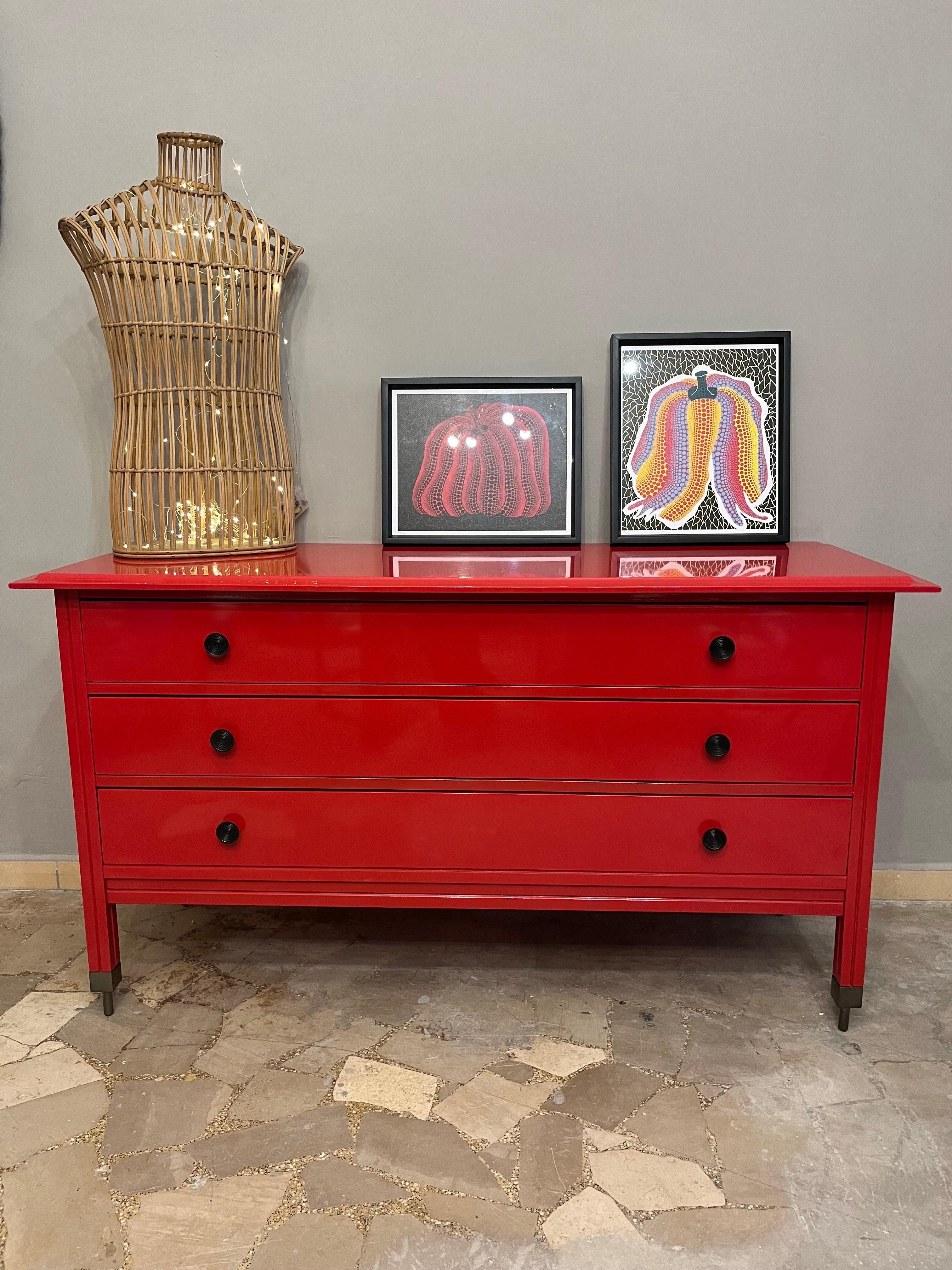 Brass Cassettiera rossa in legno di Carlo De Carli per Sormani, anni '60 -Top Design- For Sale