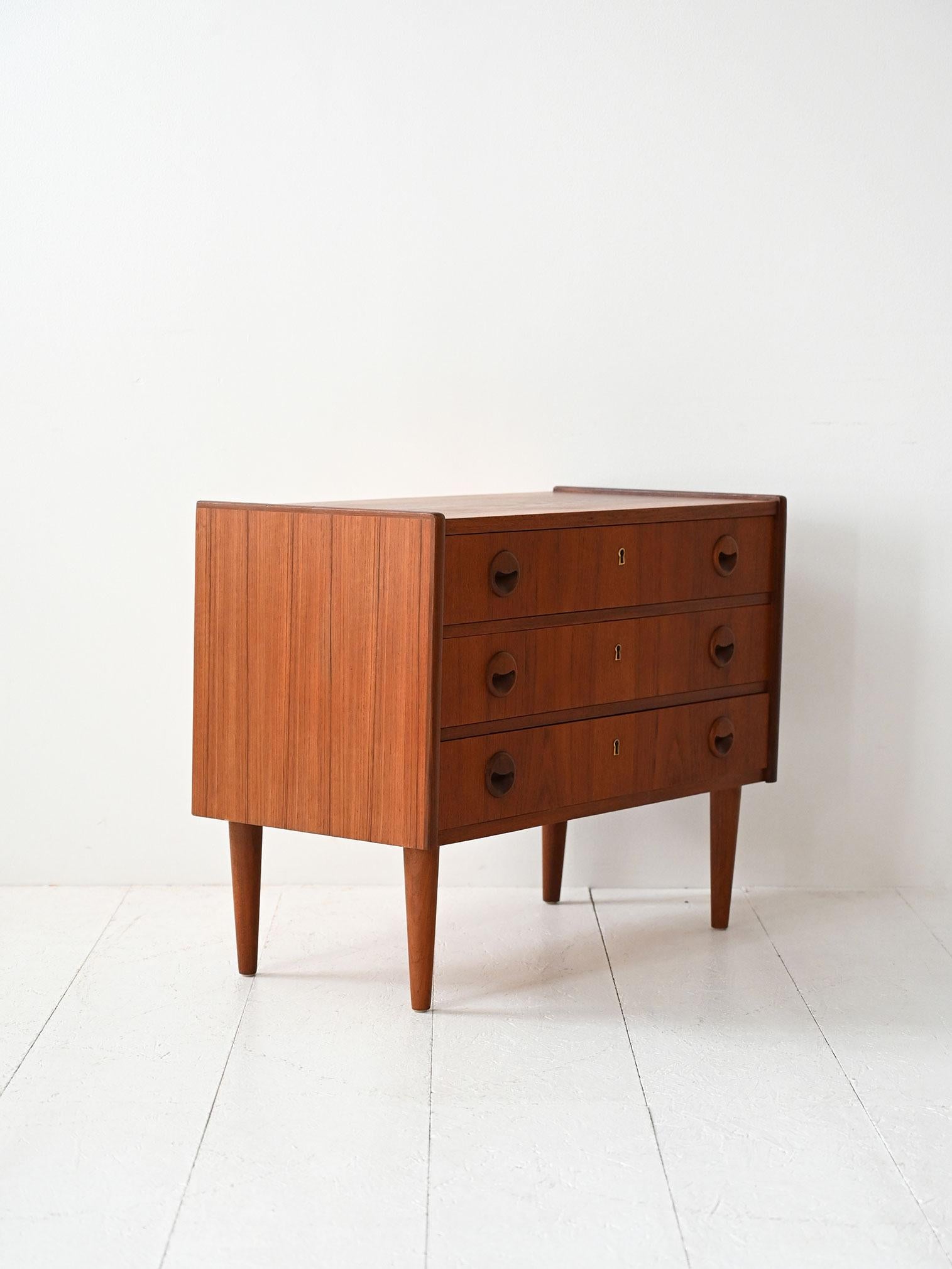 Scandinavian Modern Cassettiera scandinava anni ’50/’60 in teak For Sale
