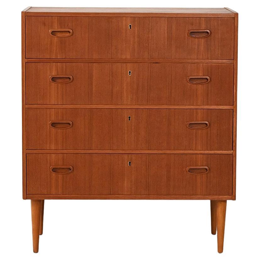 Cassettiera scandinava anni ’50-60 in teak