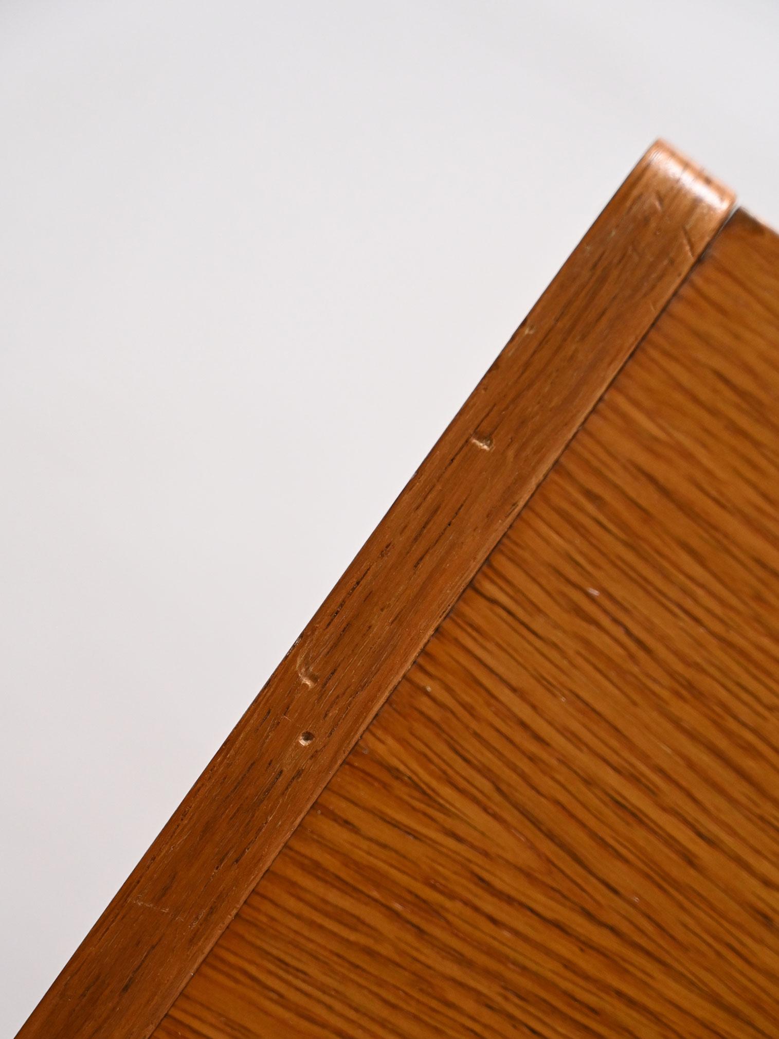 Quercia Cassettiera scandinava anni ’60 in rovere in vendita