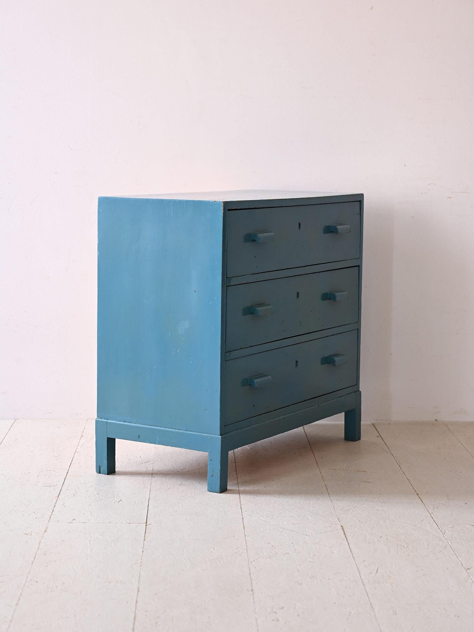 Skandinavische Kommode in Blau (Skandinavische Moderne)