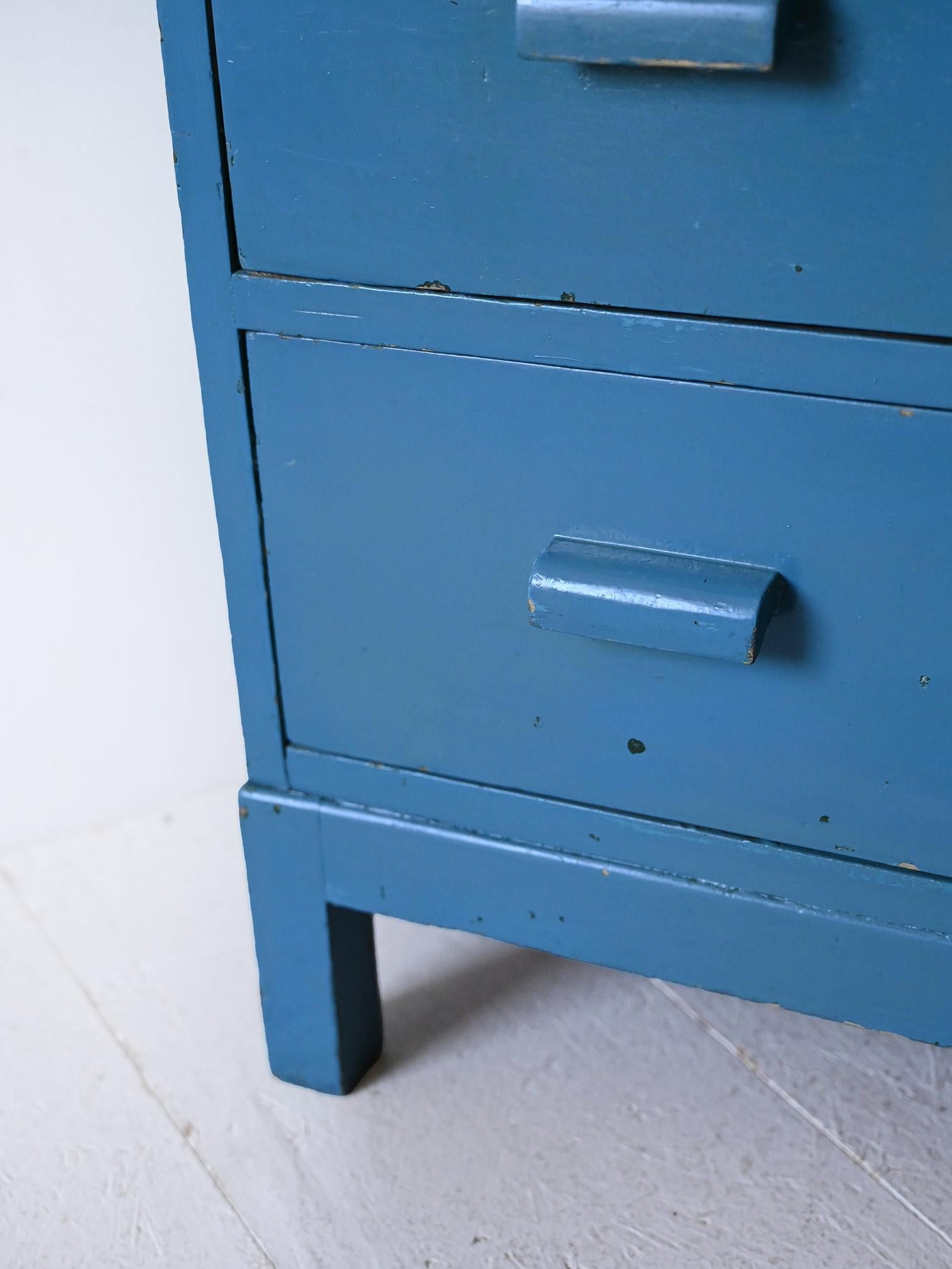 Skandinavische Kommode in Blau 1
