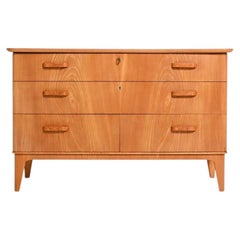Commode scandinave en orme des années 40