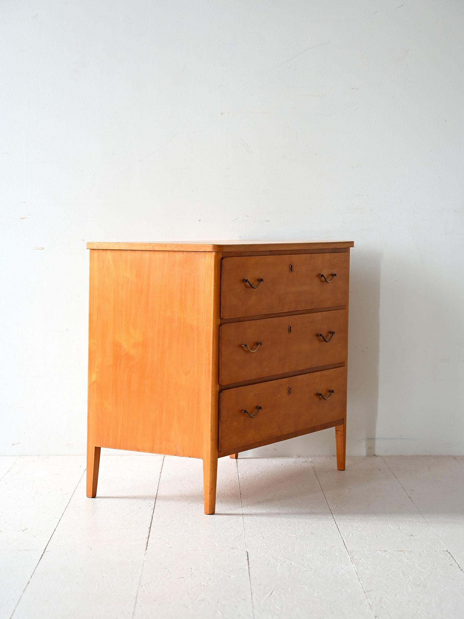 Scandinave moderne Commode scandinave des années 1950 en racine de bouleau en vente