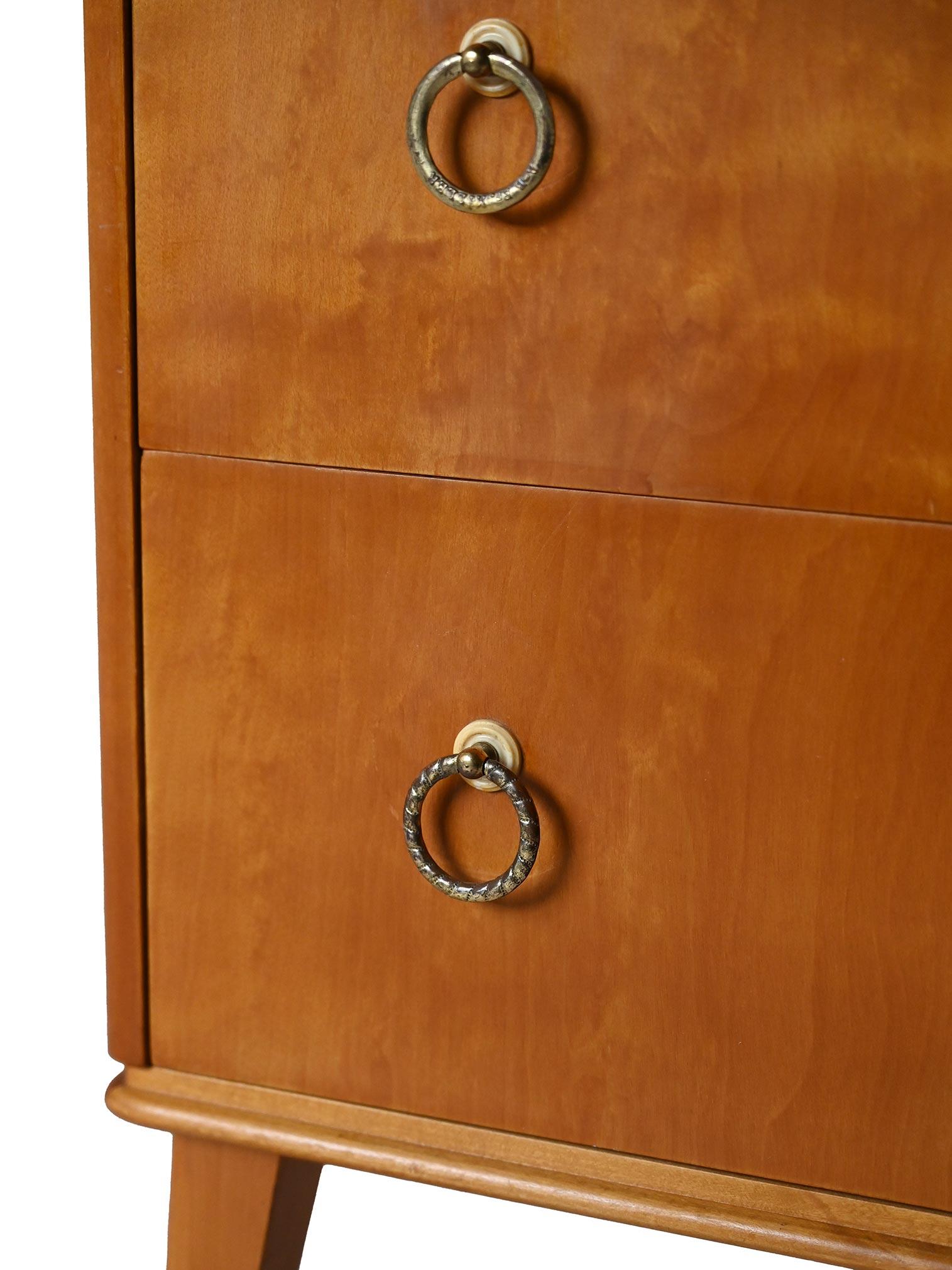 Scandinavian oak and burl chest of drawers For Sale 1