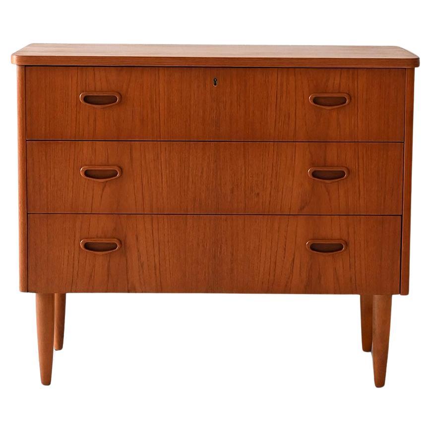 Cassettiera scandinava in teak anni ’60