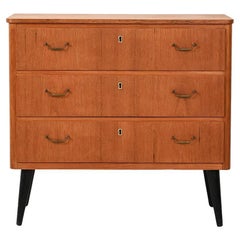 Cassettiera scandinava in teak con gambe nere