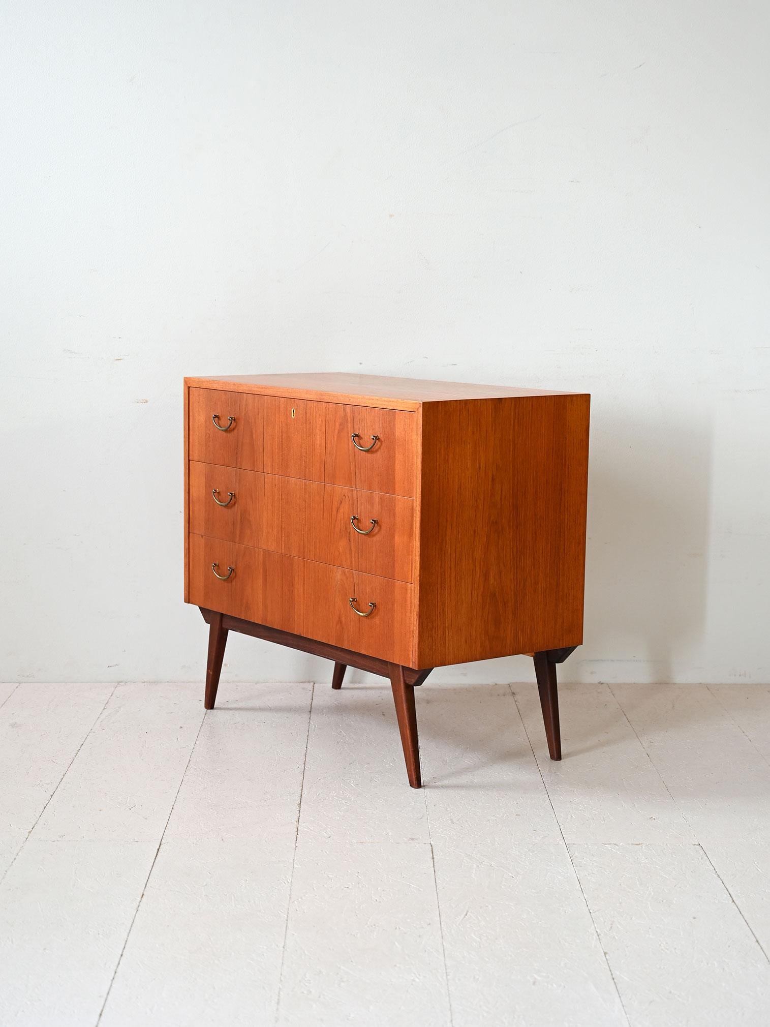 Scandinavian teak and mahogany chest of drawers In Good Condition For Sale In Brescia, IT