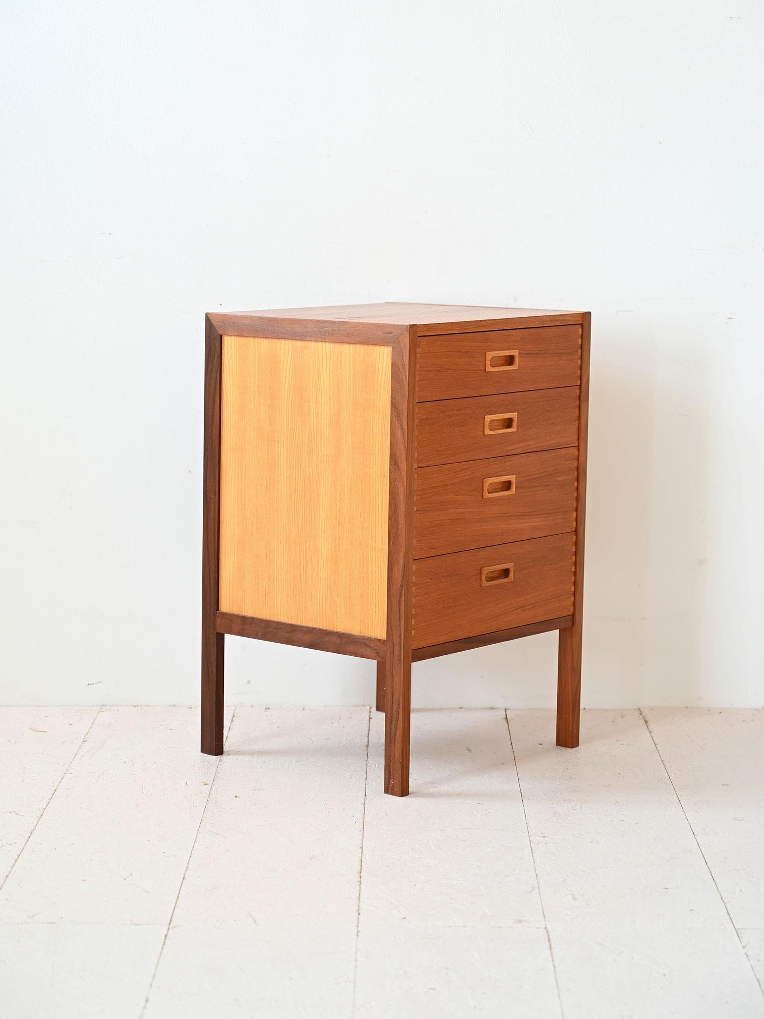 Scandinavian Modern Scandinavian Teak Chest of Drawers For Sale