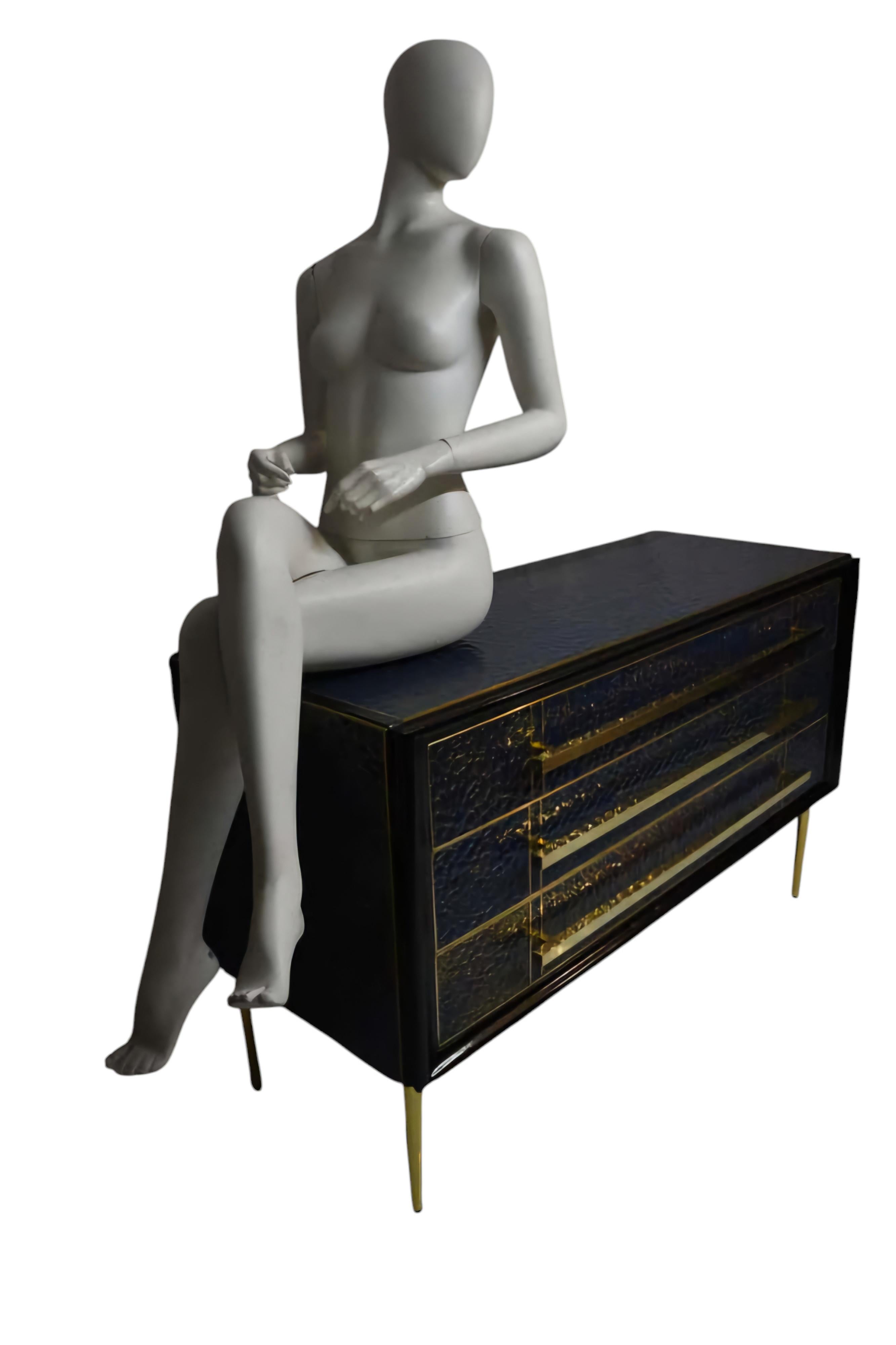 Chest of drawers, antique sapphire blue Murano glass, gold leaf, brass jf in vendita 6