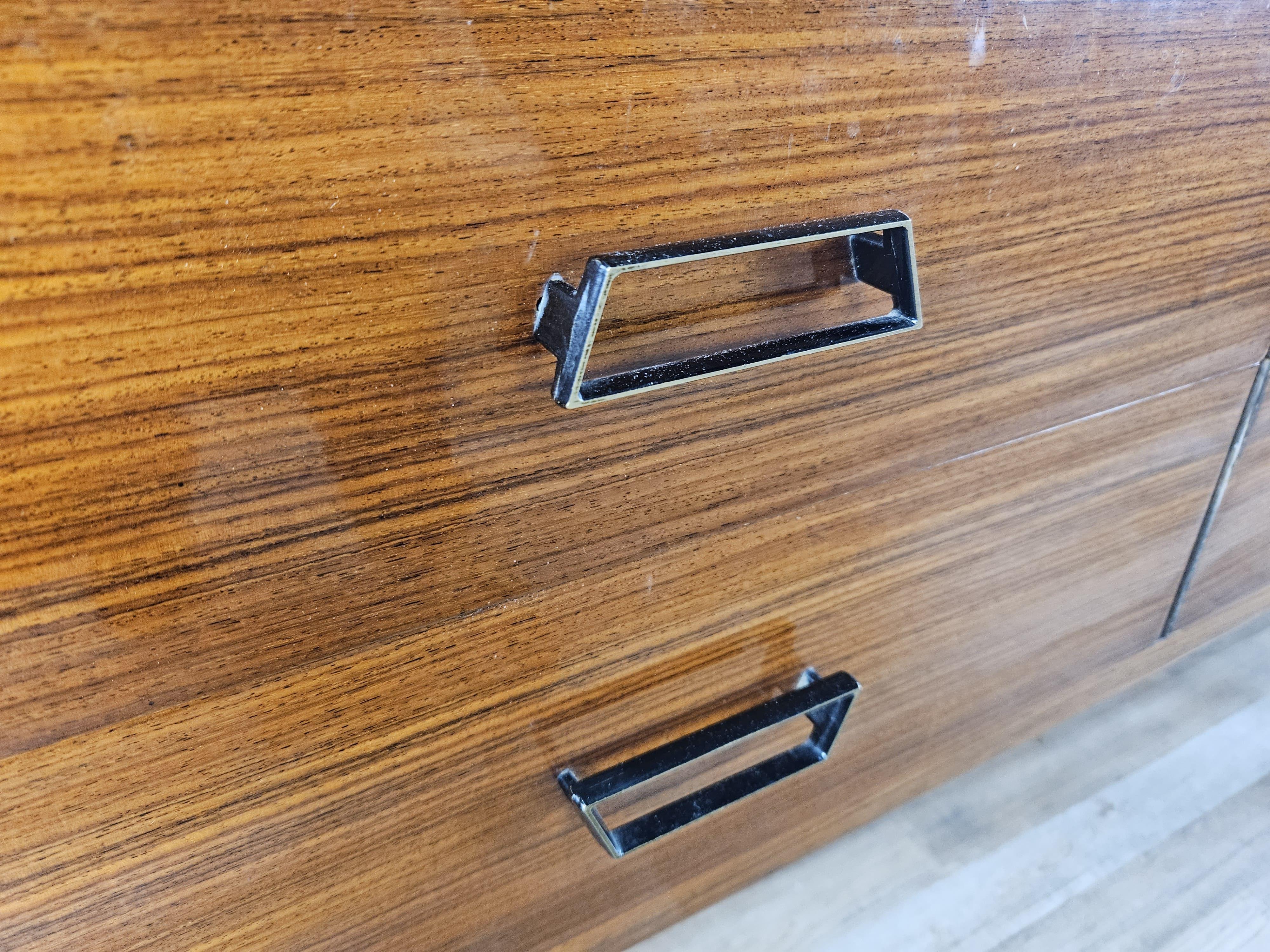 Vintage 1960s teak wood chest of drawers with large mirror For Sale 2
