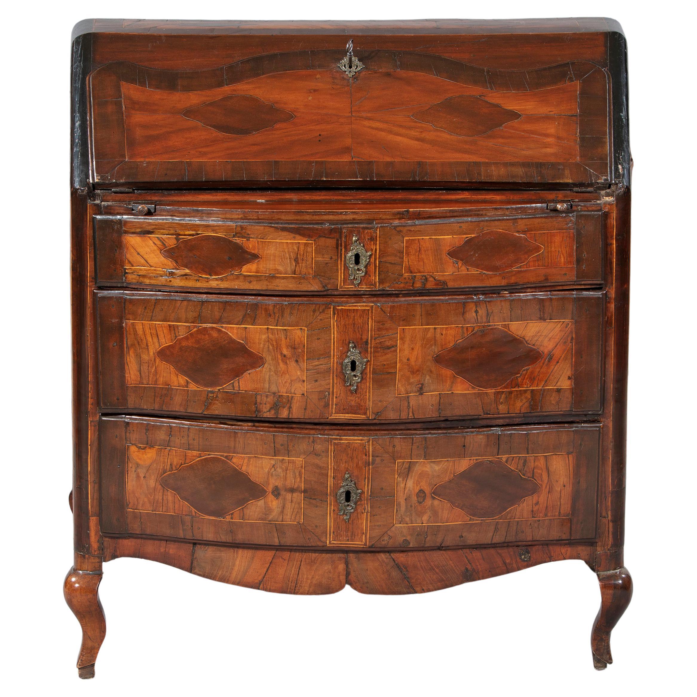 Walnut and burl walnut panelled flap chest of drawers, Piedmont, 18th century