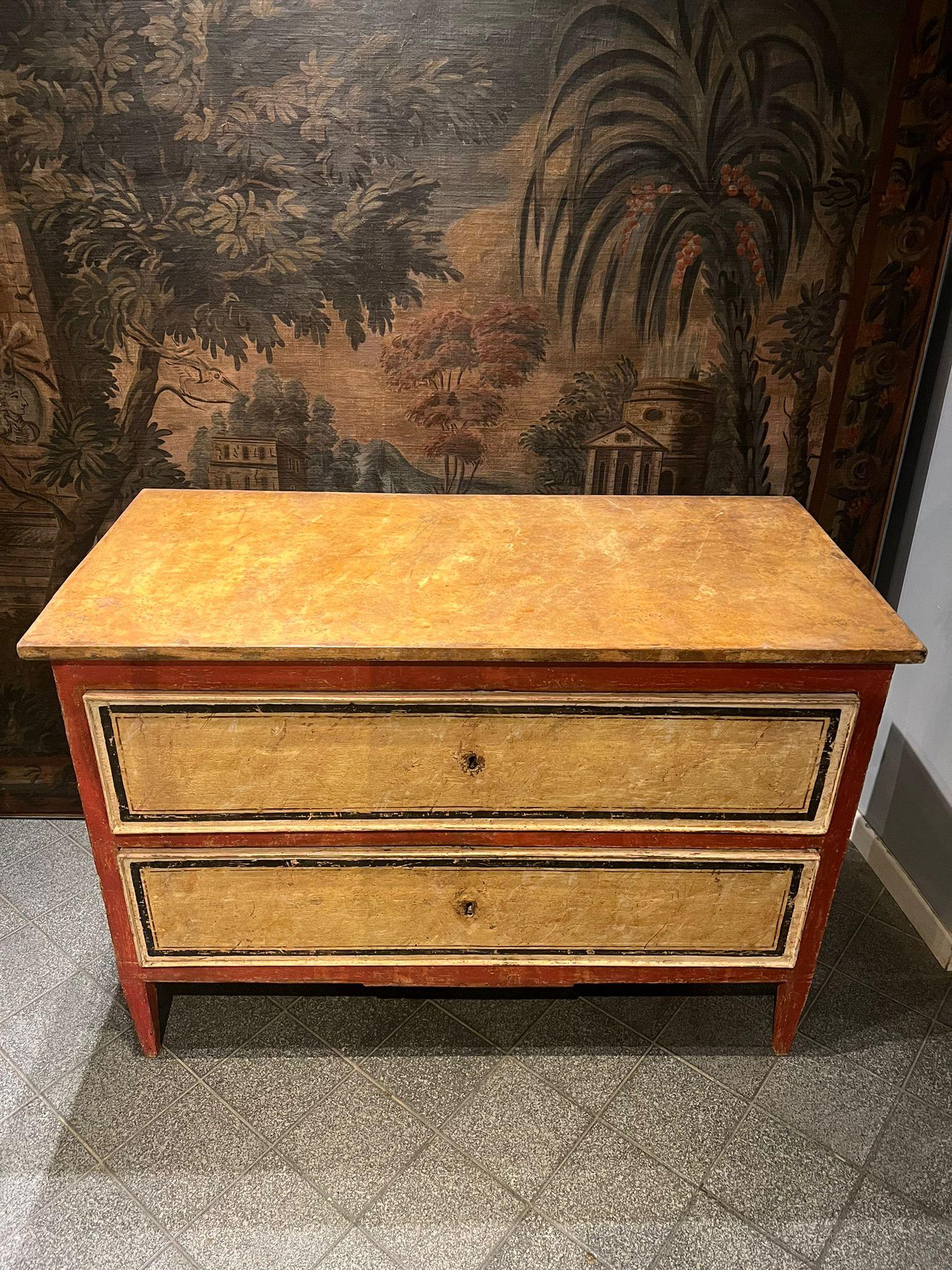 European Painted chest of drawers in fir wood 18th century For Sale