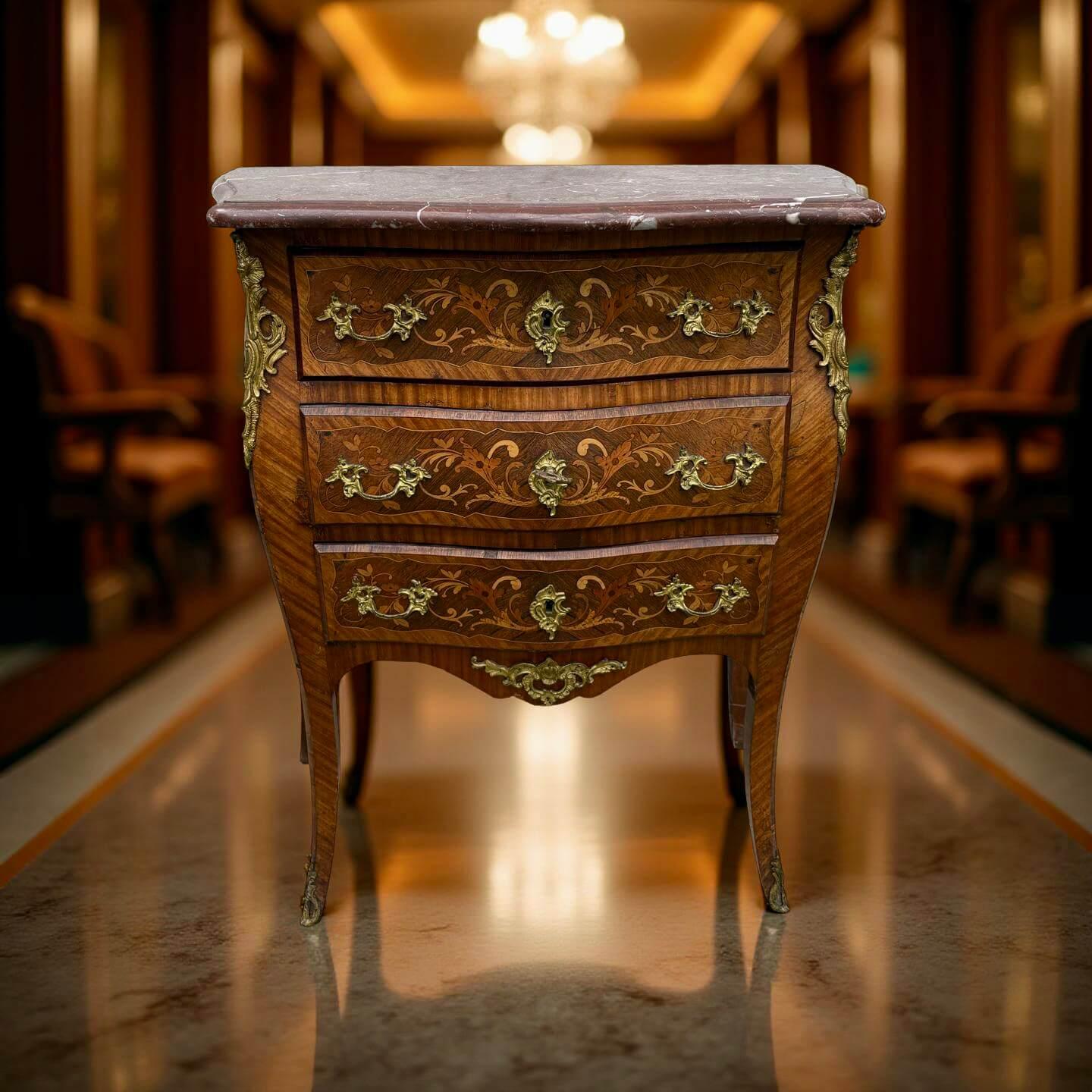 Französische Kommode in Marqueterie  stil Ludwig XV. Ära Napoleon III (Late 19th Century) im Angebot