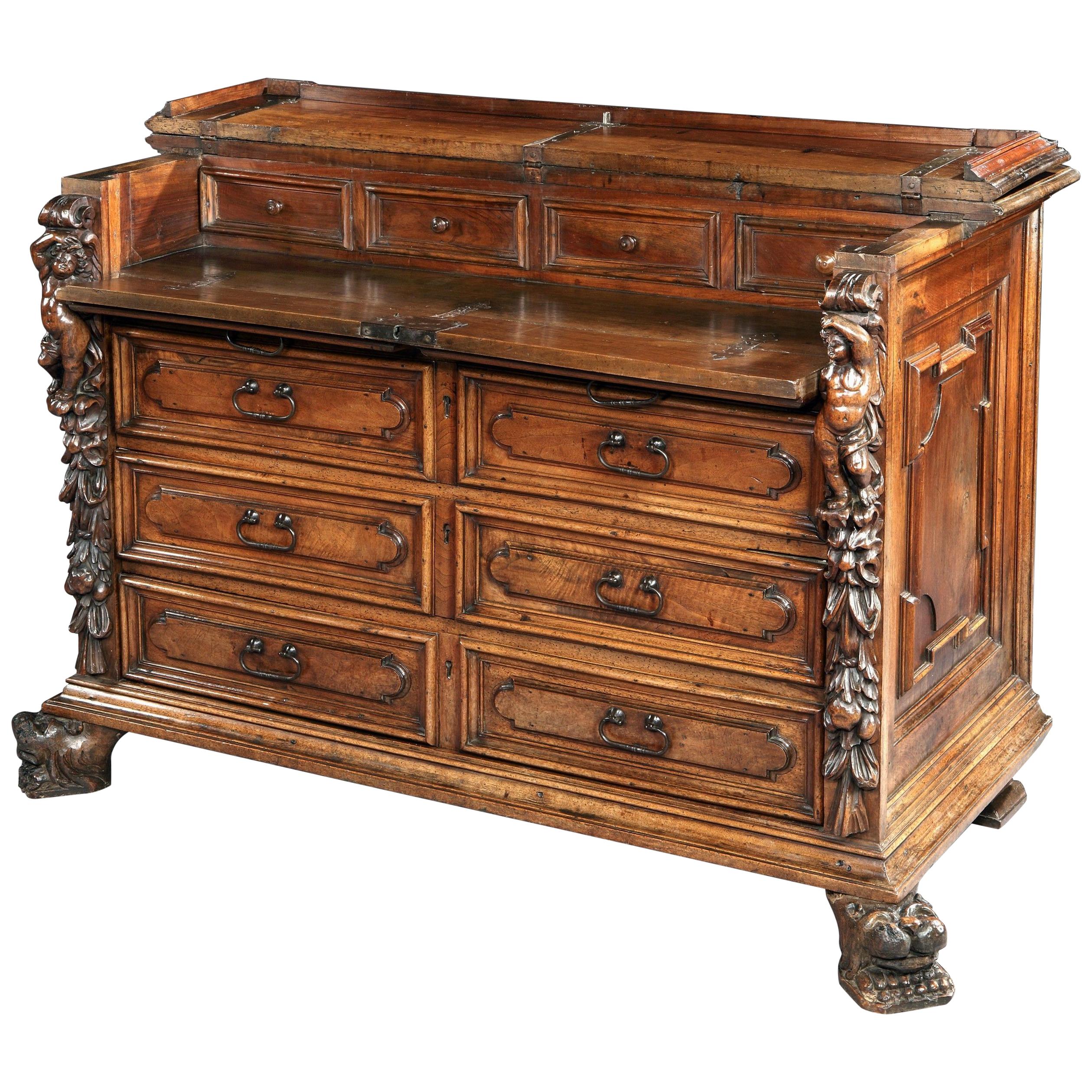 Bureau Cassettone-Chest Bambocci Renaissance italienne 16ème siècle en noyer lombard