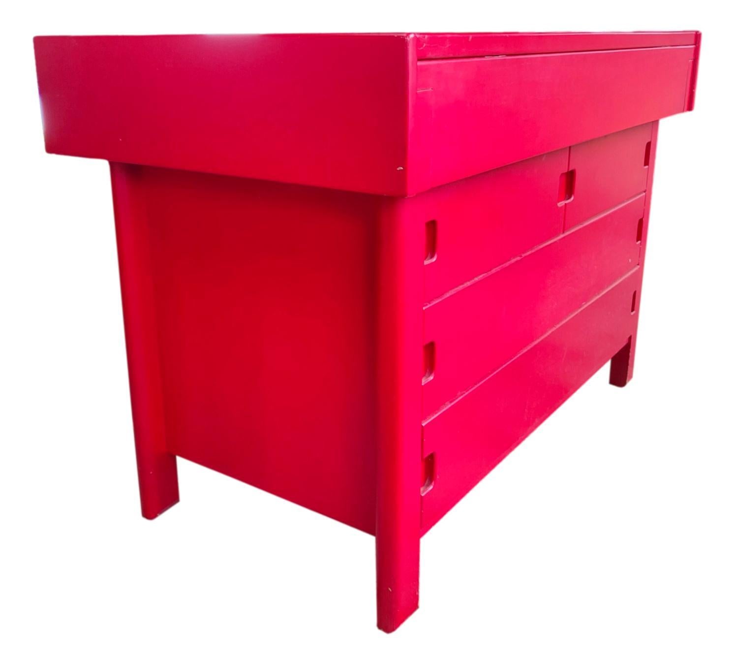 commode sans fin bureau de toilette design ernesto radaelli pour Saporiti en vente 1