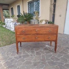 Commode Direttorio en noyer de Vicence du XVIIIe siècle