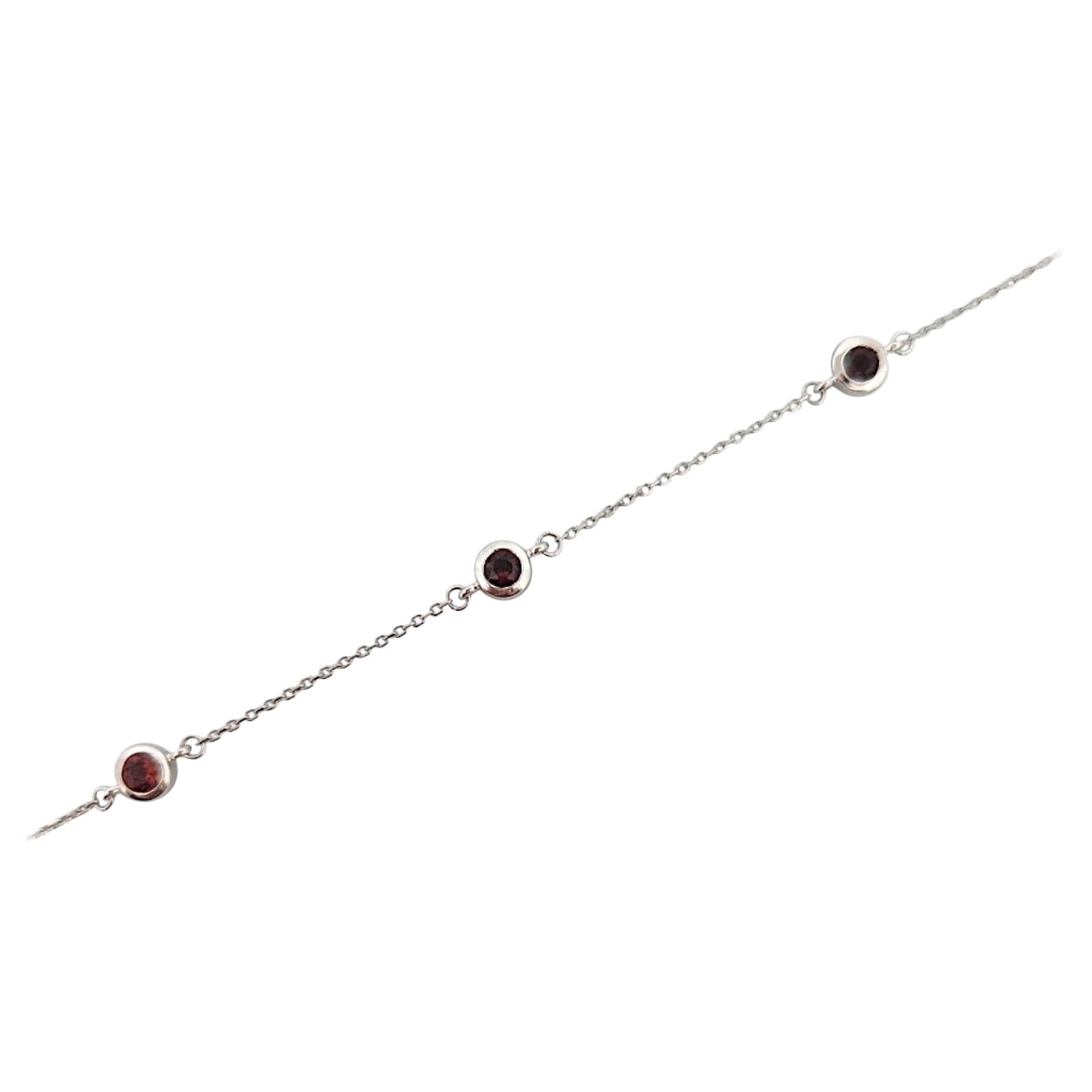 Pulsera Granate Cassia, Oro Blanco 10K, Elegante 7" Regalo de Alta Joyería para Ella en venta