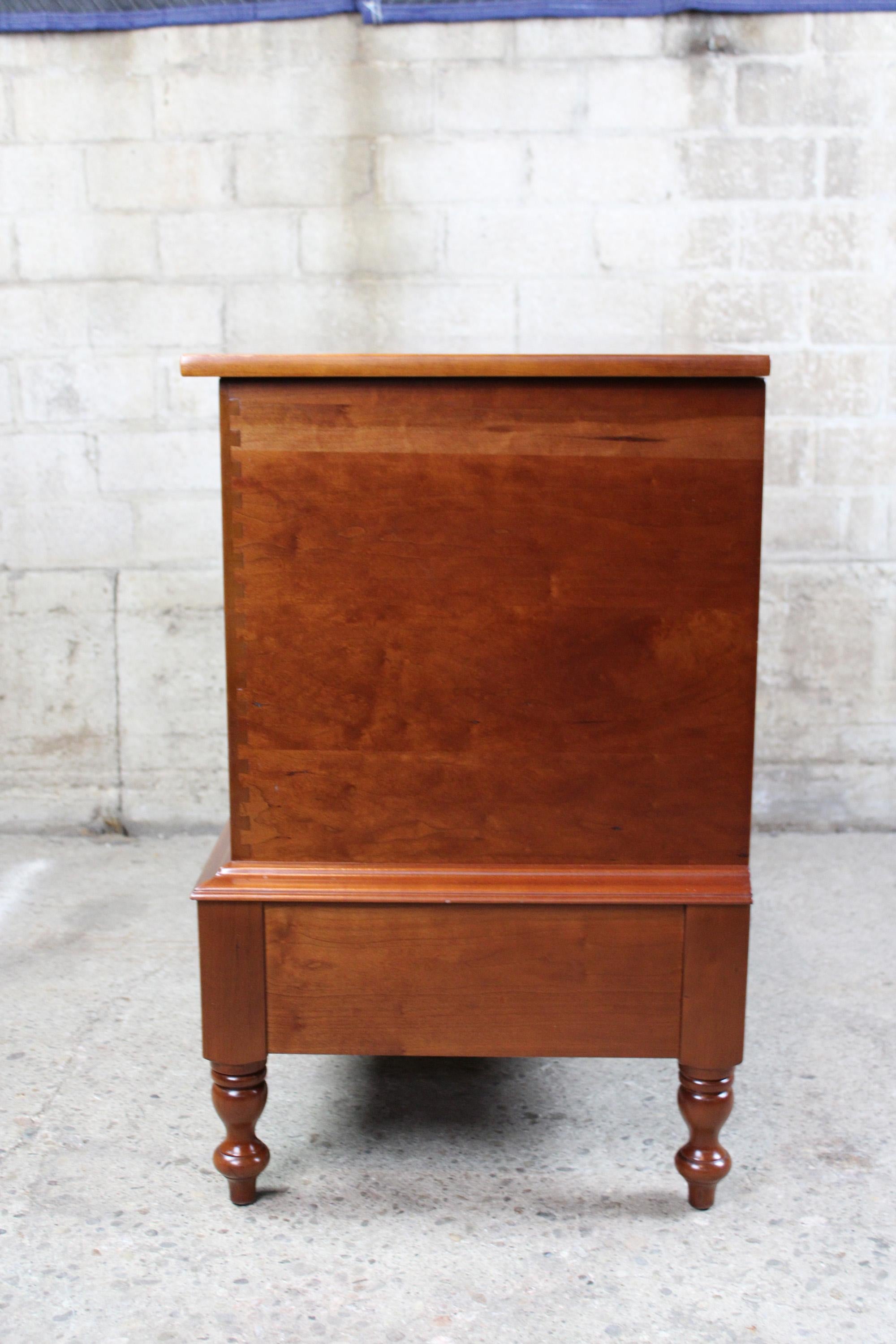 Cassidy Furniture Cherry Early American Sugar Mule Chest Farmhouse Blanket Trunk 4