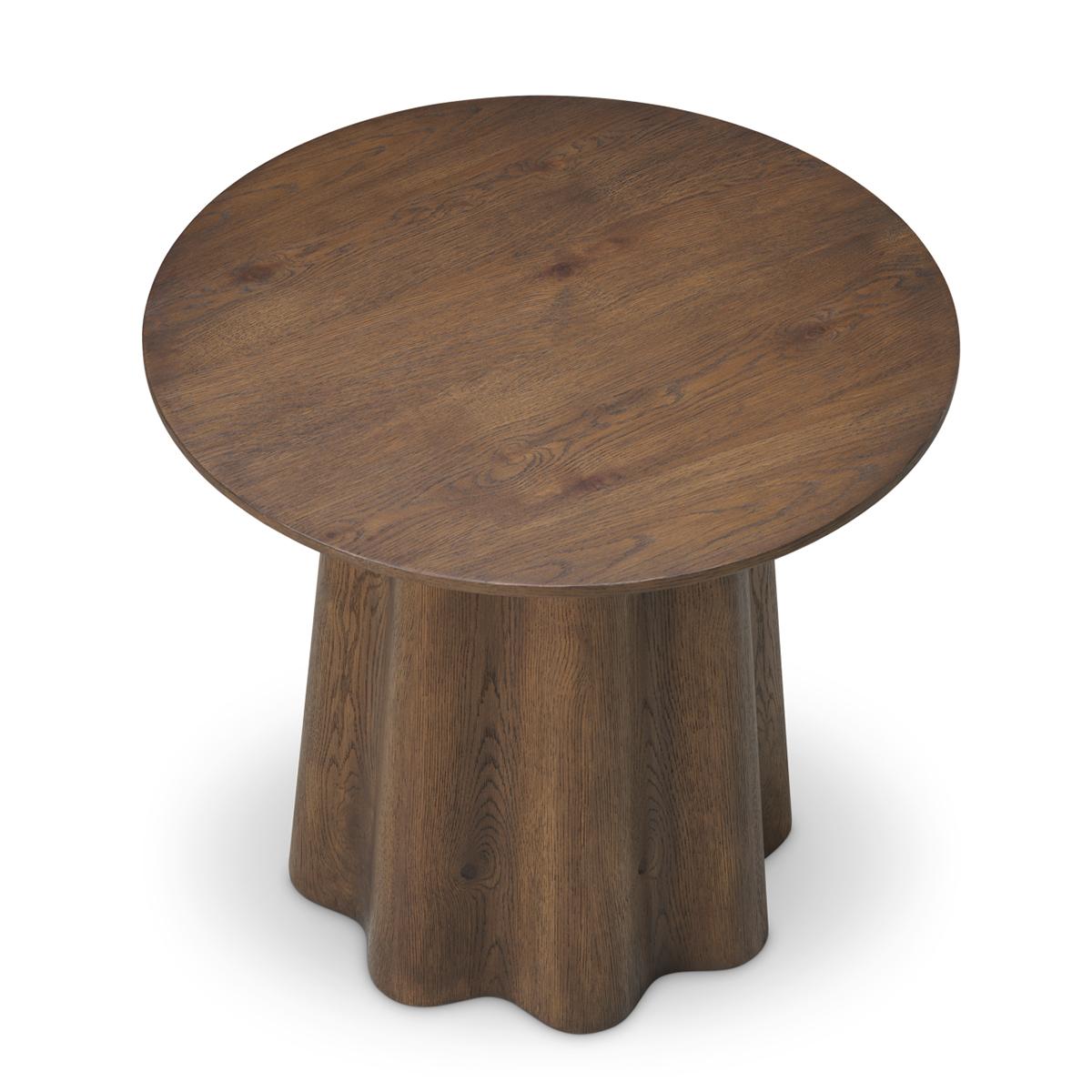 Side Table Cassie Brown Oak with all structure
in wood, in stained brown oak finish veneer.