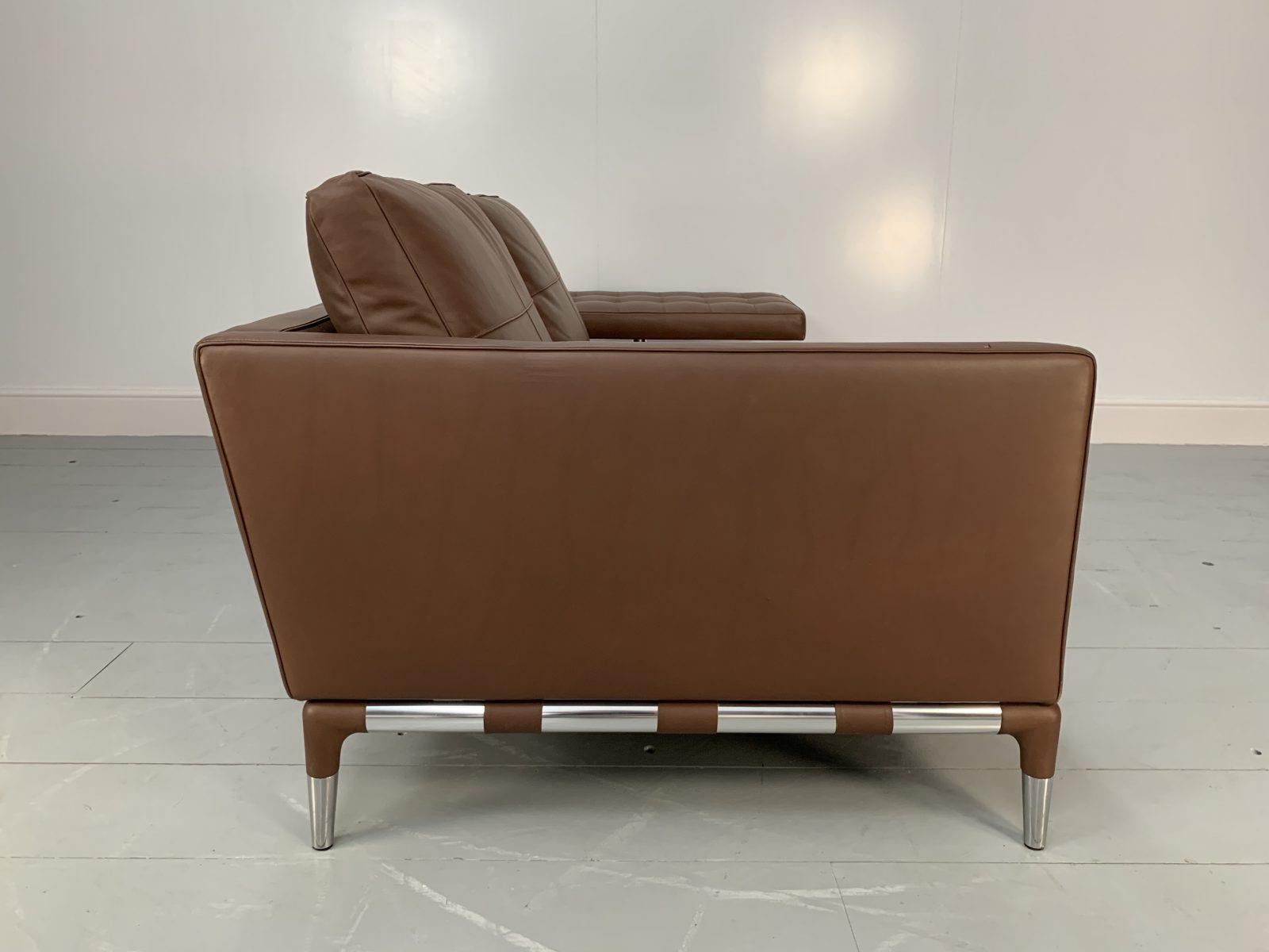 Cassina “241 Prive Divano” Sofa – in Mid-Brown “Pelle” Leather In Good Condition In Barrowford, GB