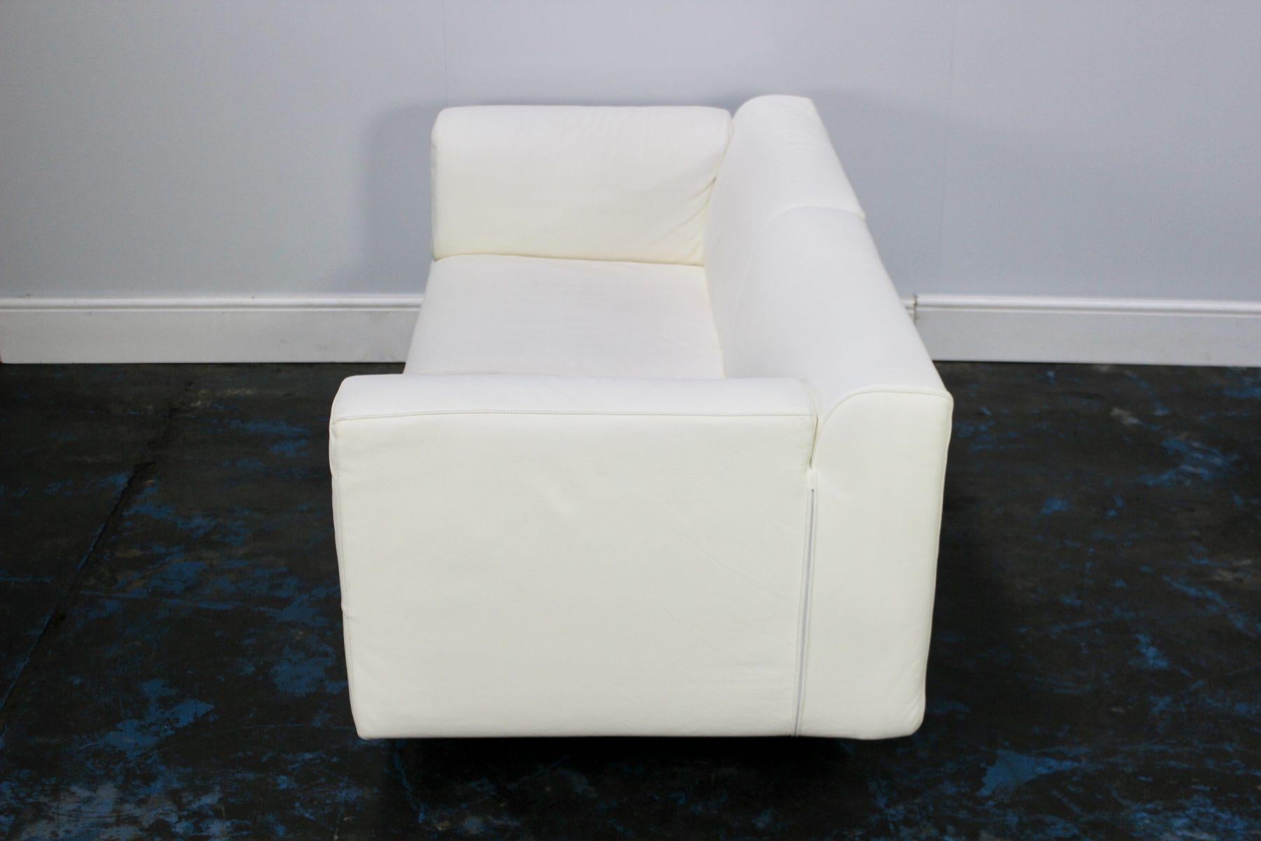 Cassina “250 Met” Large 2-Seat Sofa in Chalk White Leather For Sale 7