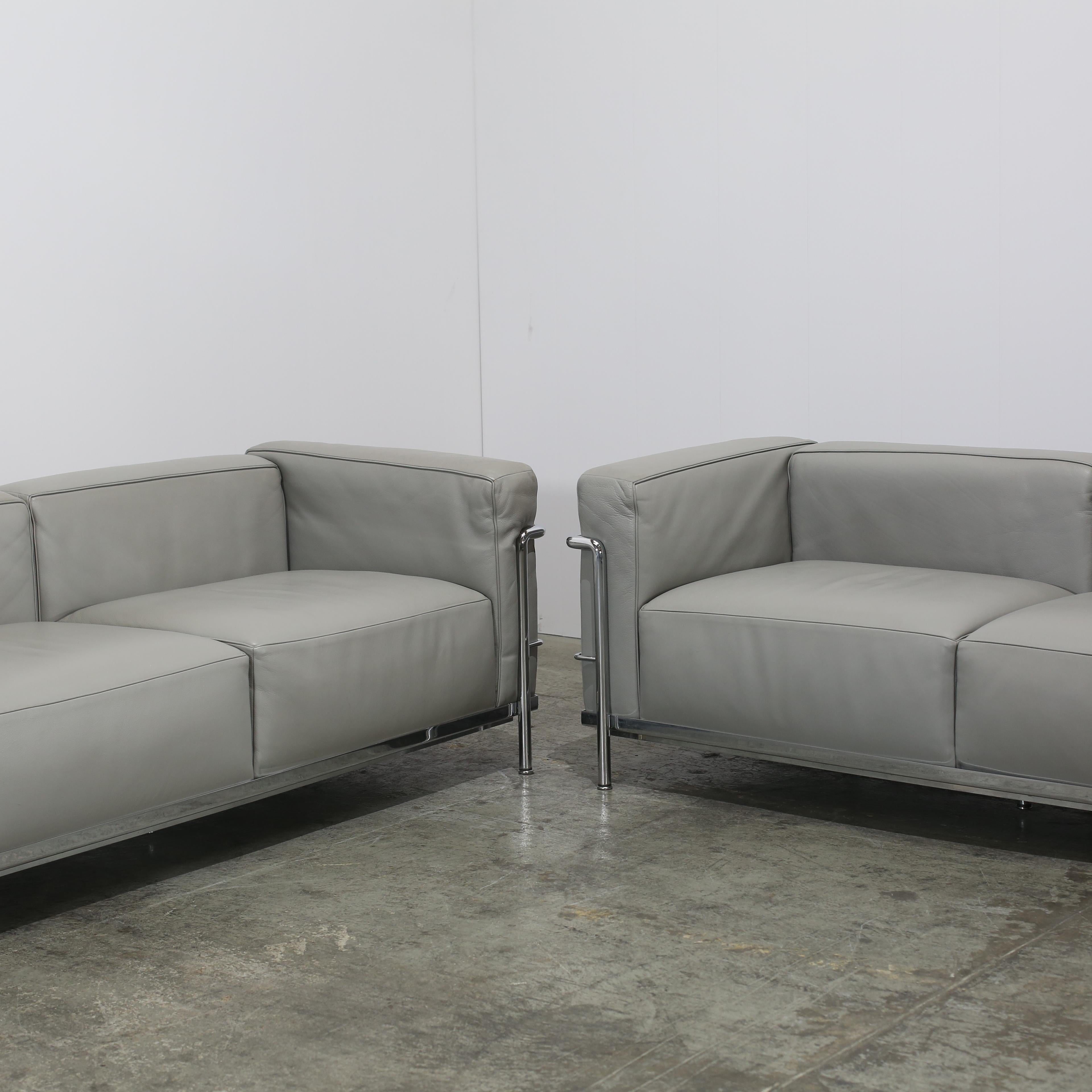 Cassina 3 Fauteuil Grand Confort Sofas, Set of Two Italiano en venta