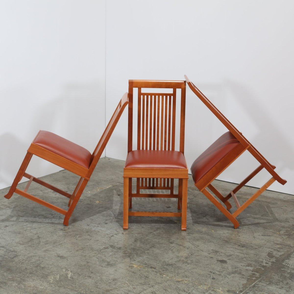 Cassina 614 Coonley 2 Chairs by Frank Lloyd Wright, Set of Six In Good Condition For Sale In Basildon, London